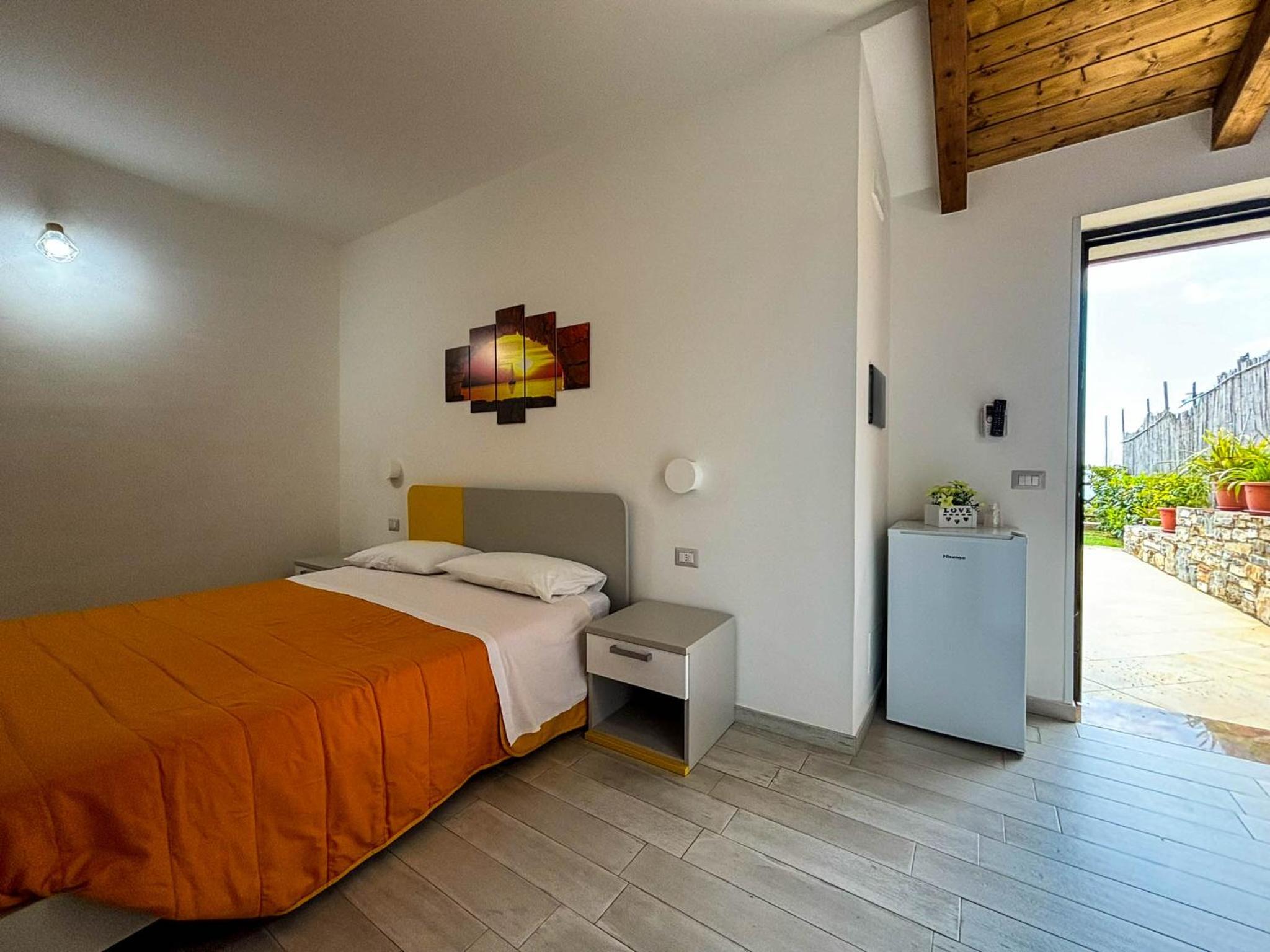 Double Room with Patio photo 1