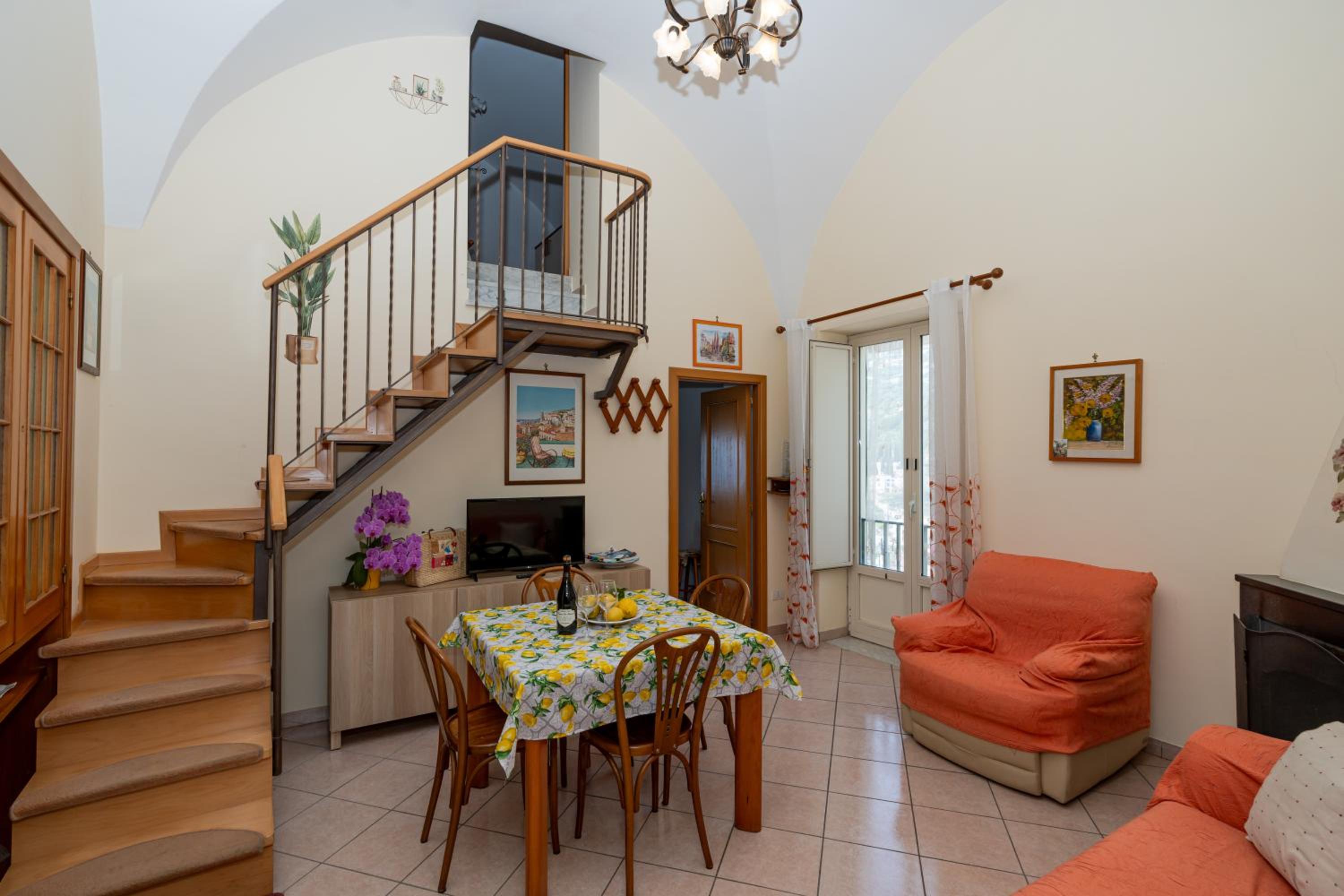 Two-Bedroom House with Sea View photo 2
