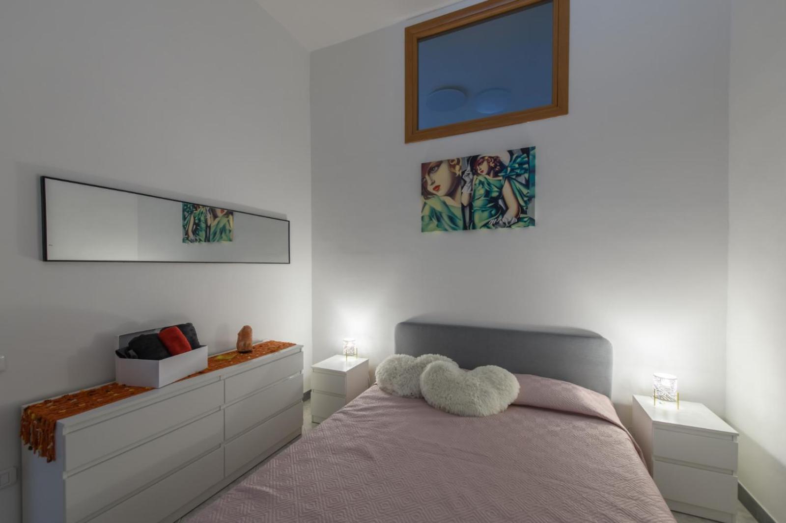 One-Bedroom House photo 2