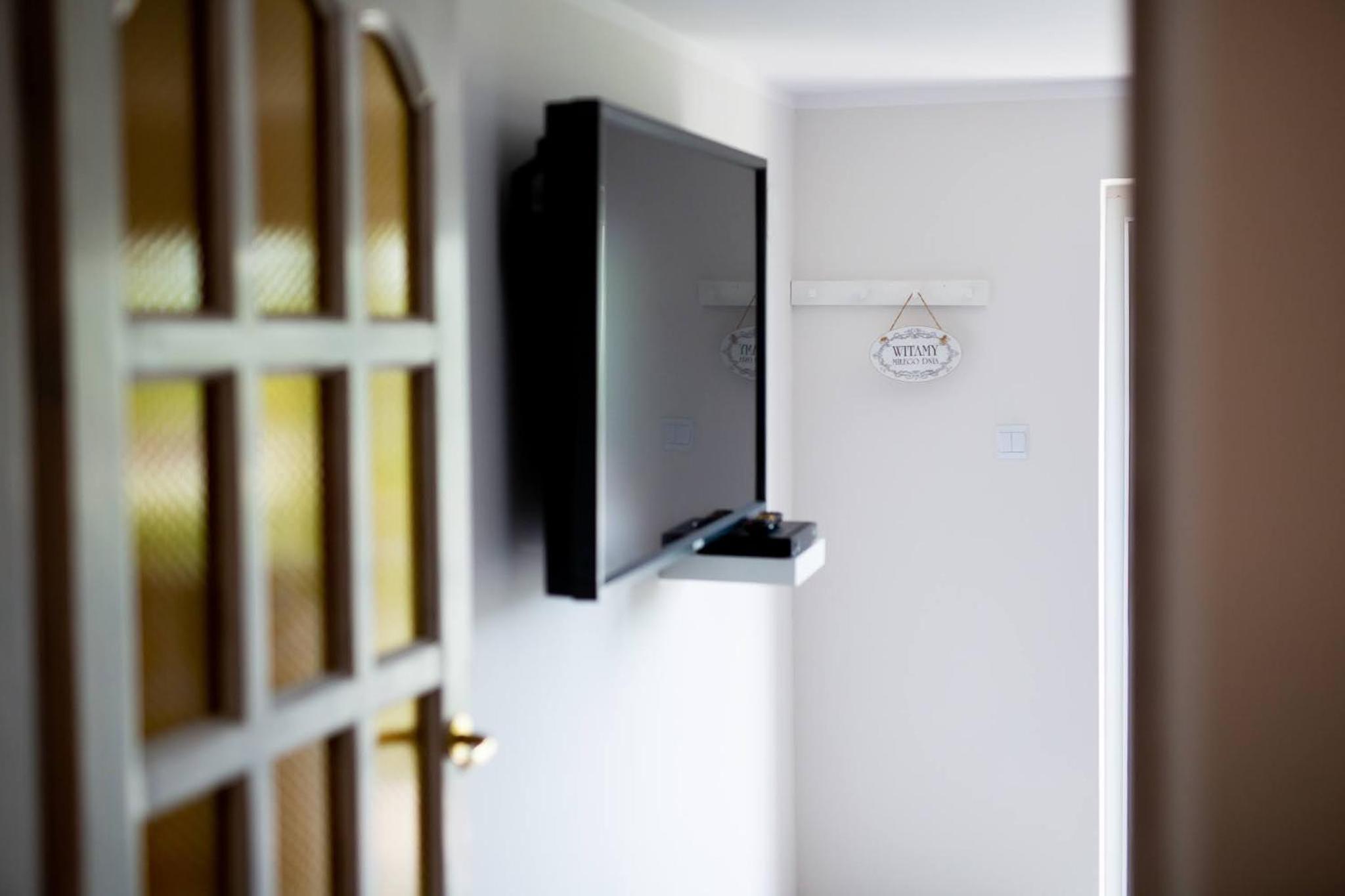 One-Bedroom Family Apartment - Photo 2