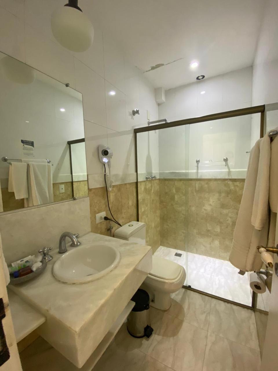 Standard Double Room - Photo 5