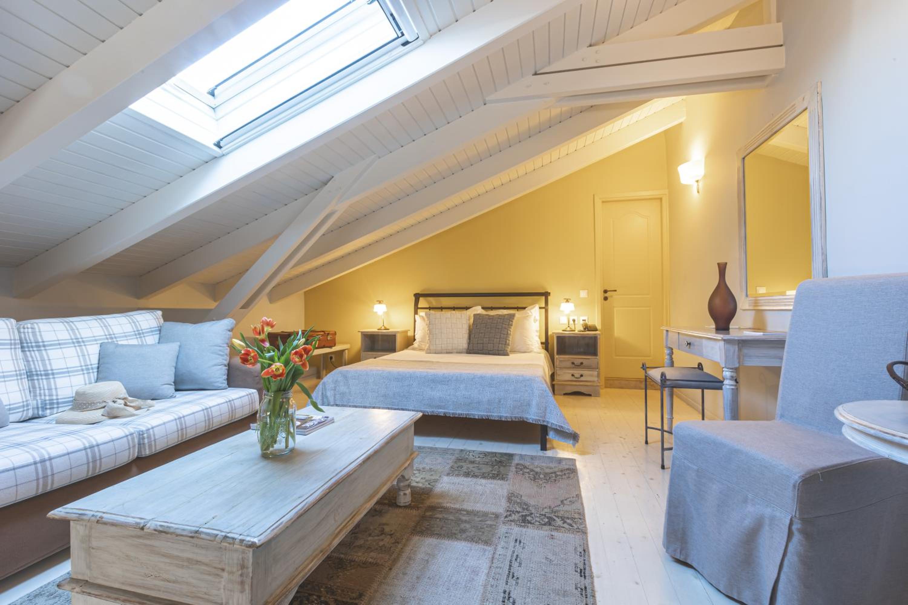 Junior Suite - Attic - Photo 12