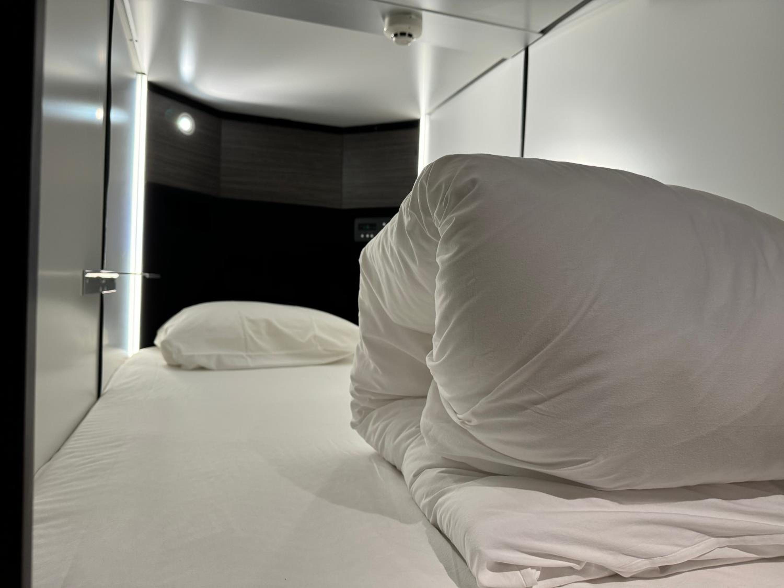 Single Bed in Mixed Dormitory Room photo 3