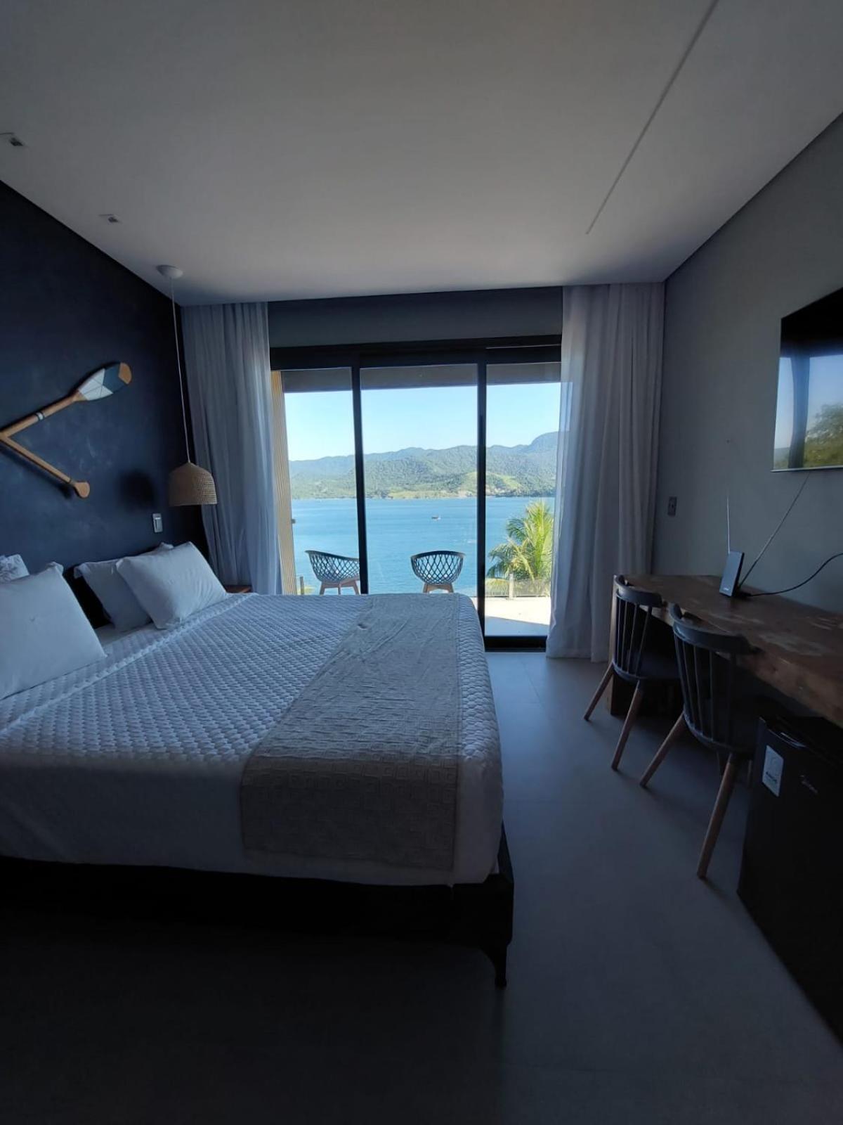 Suite with Balcony photo 1