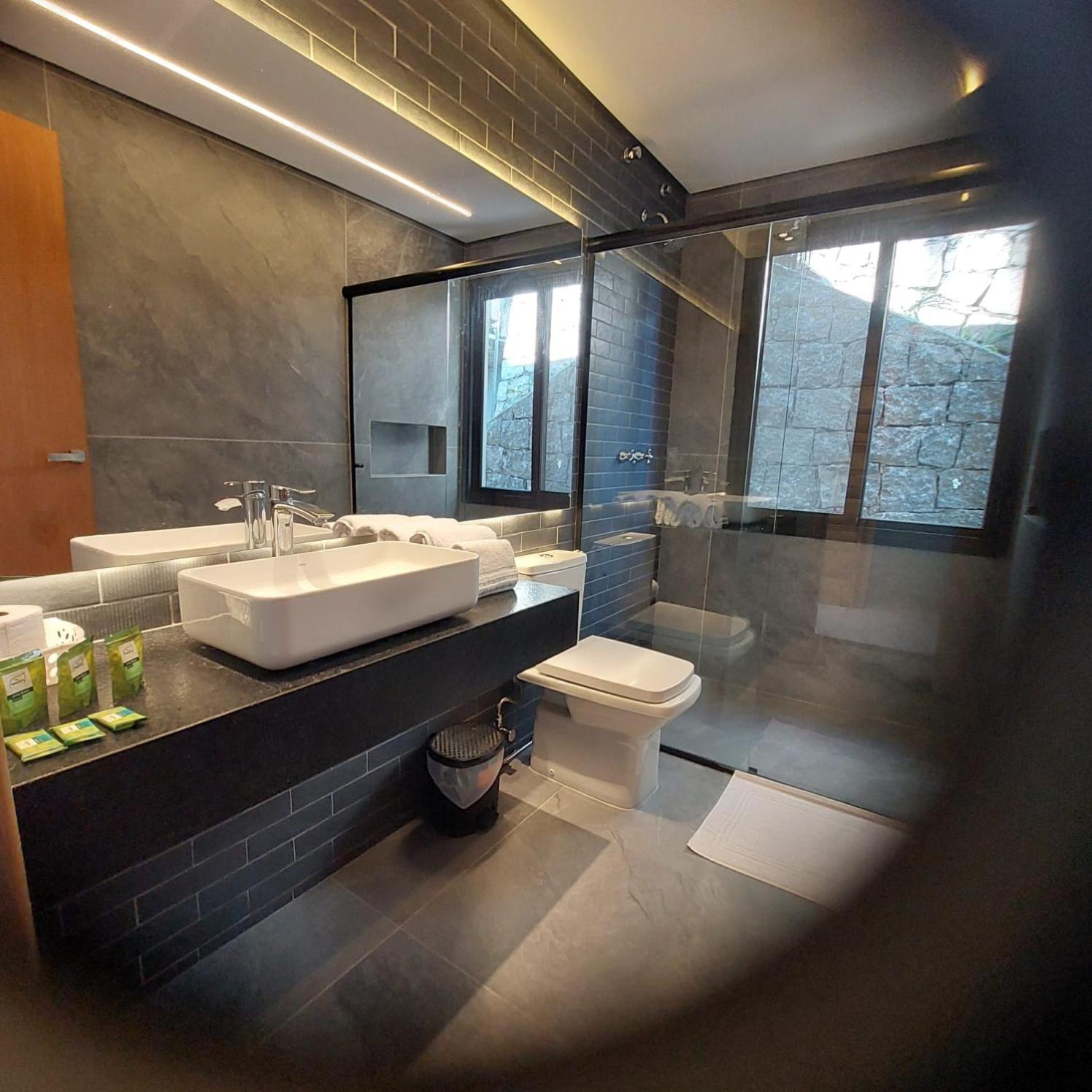 Superior Suite with Sea View photo 2