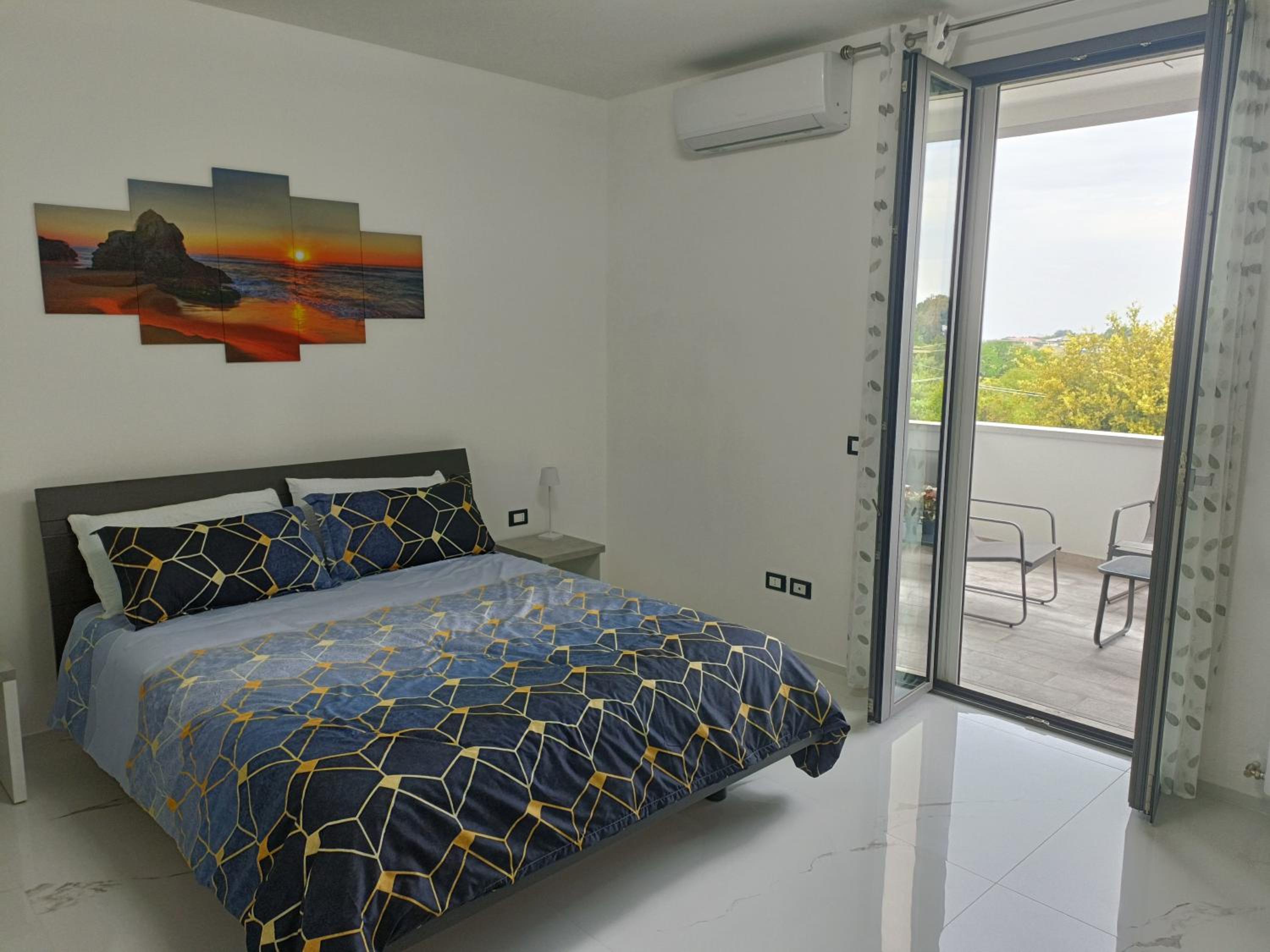 Quadruple Room with Private External Bathroom