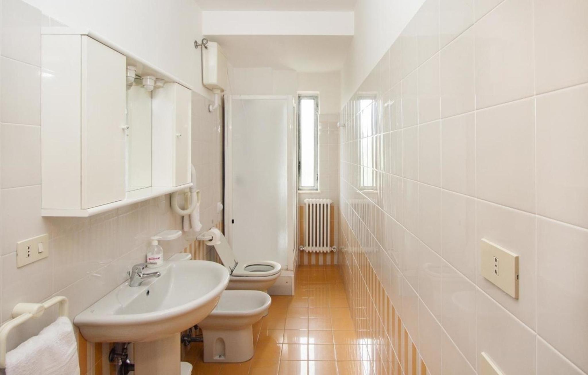 Two-Bedroom Apartment photo 2