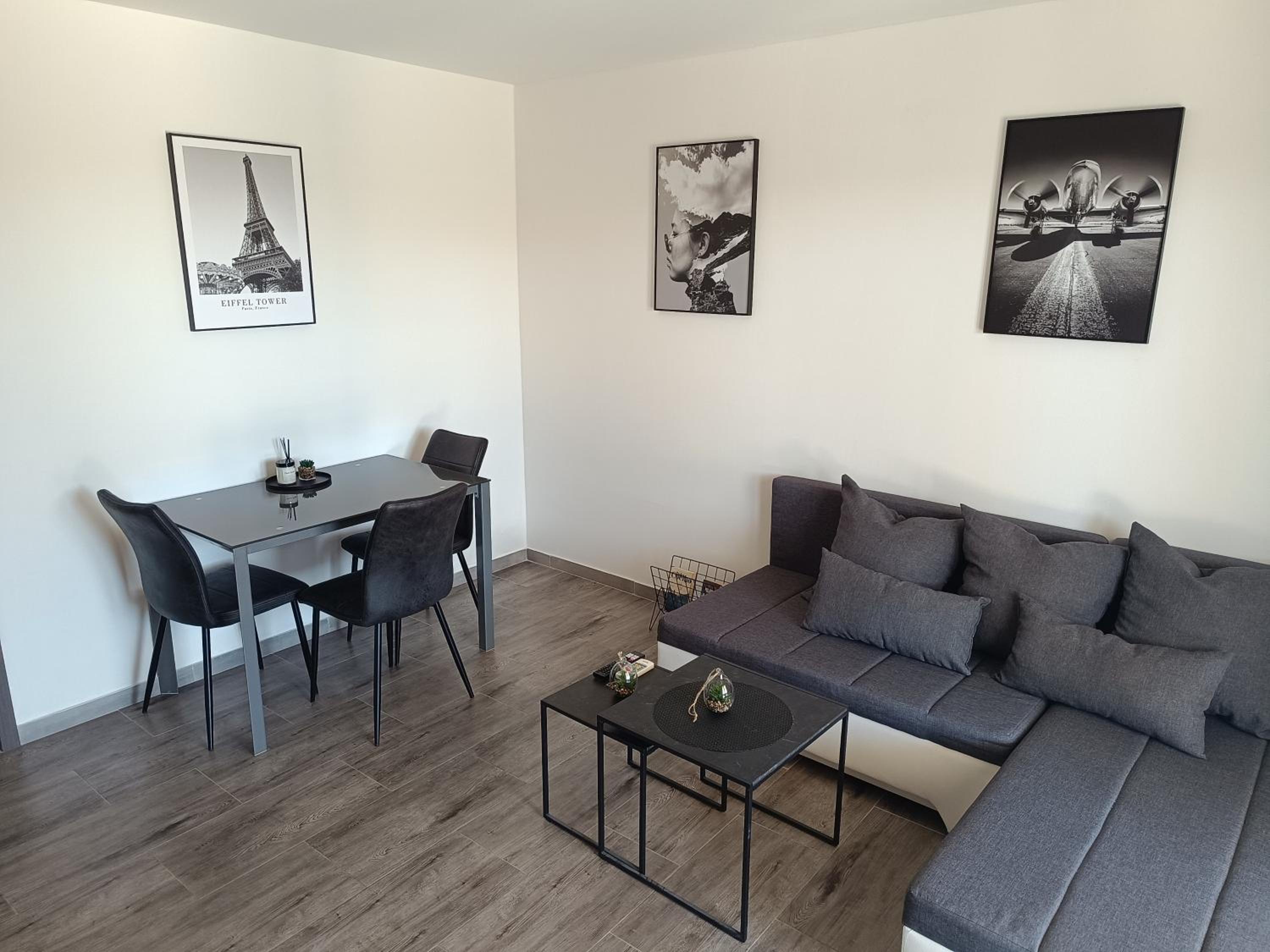 Apartment with Garden View photo 3