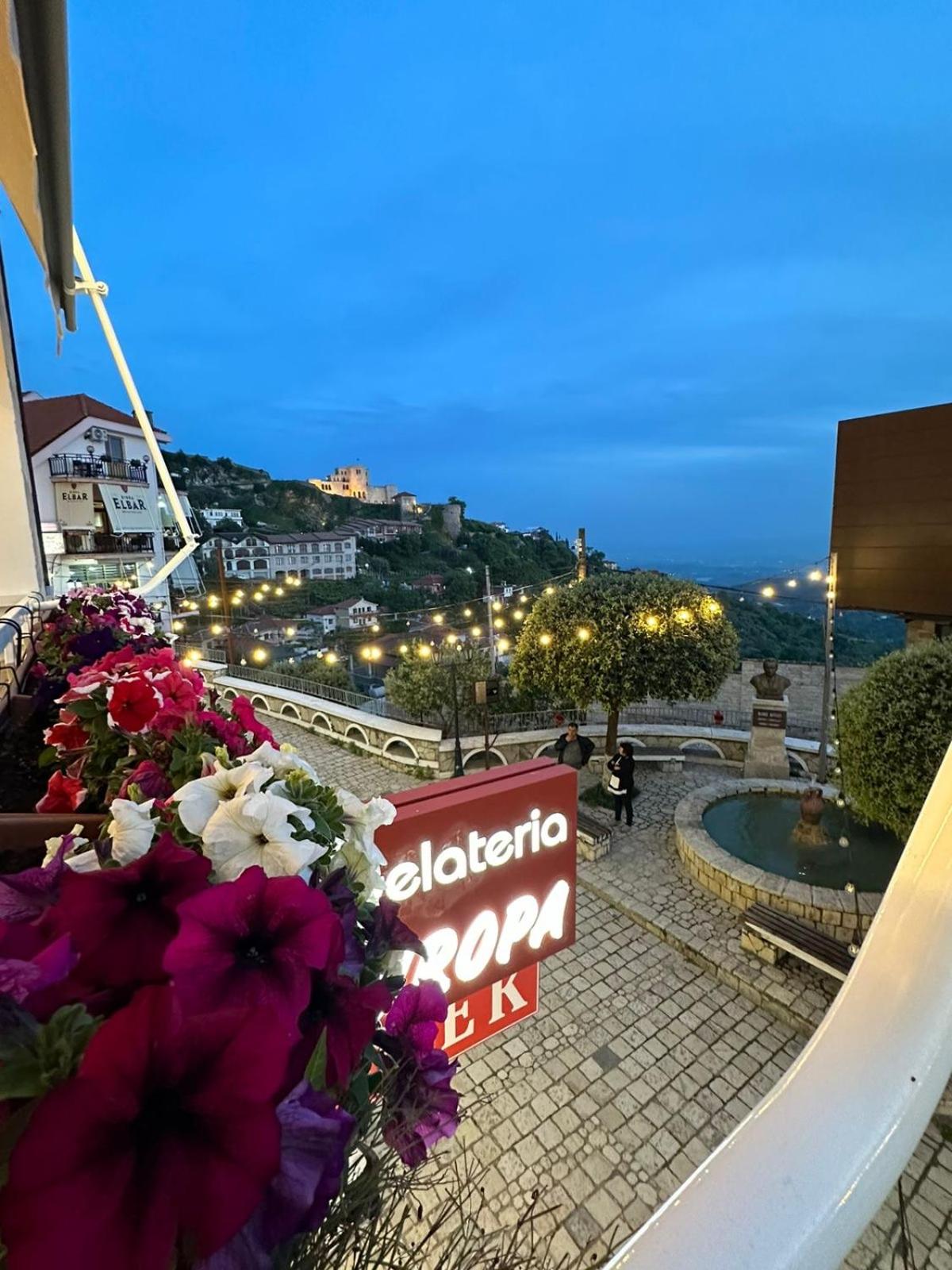 Triple Room with Balcony