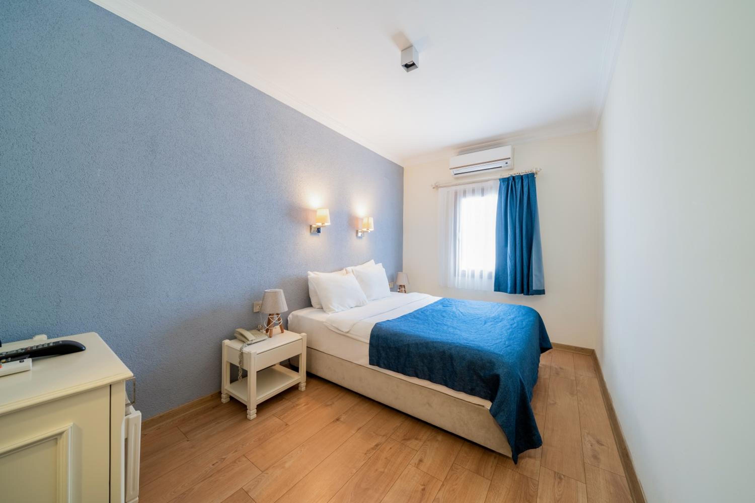Economy Double Room - Photo 4