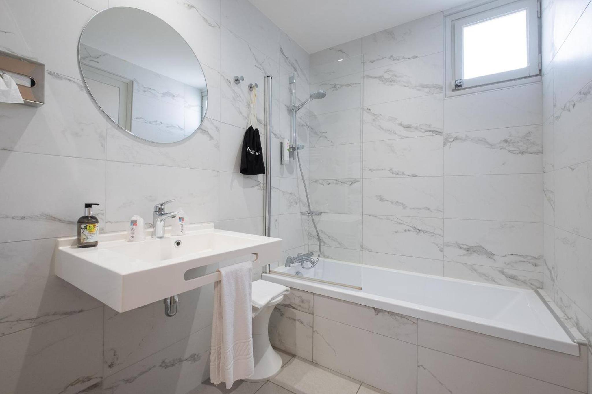 Superior Double Room with Balcony photo 2
