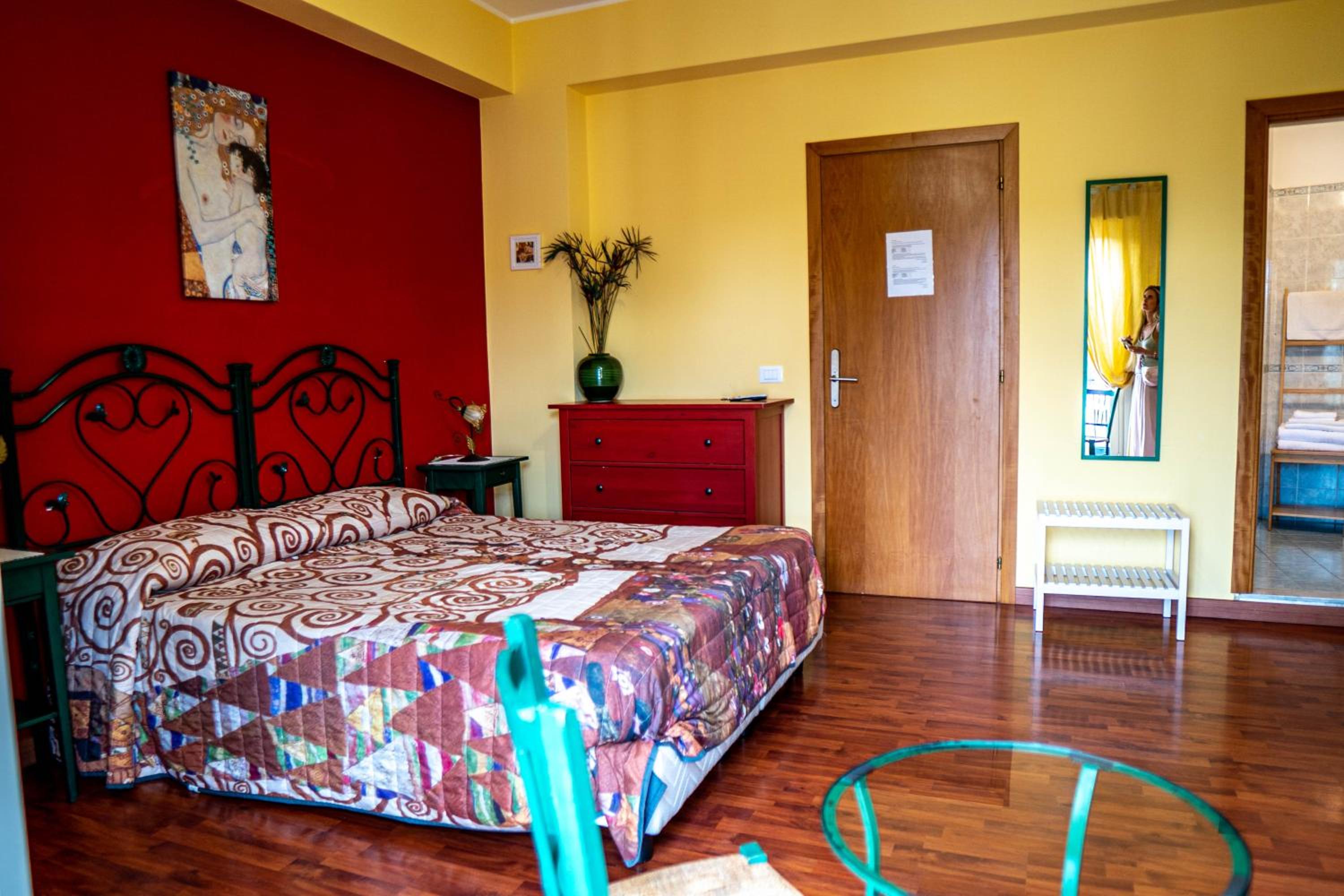 Triple Room - Photo 10