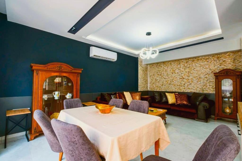 Villa photo 3