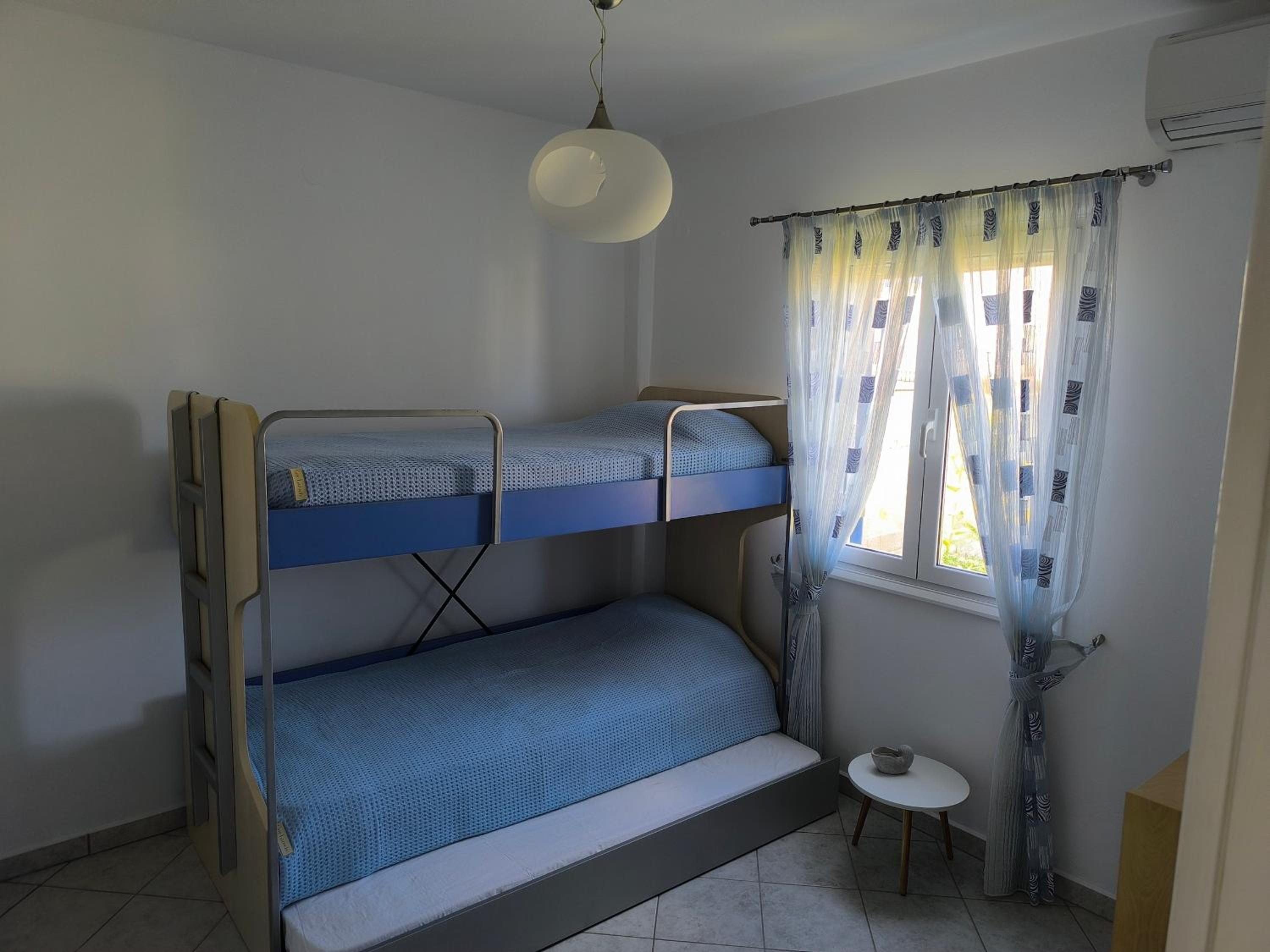 Two-Bedroom House photo 3