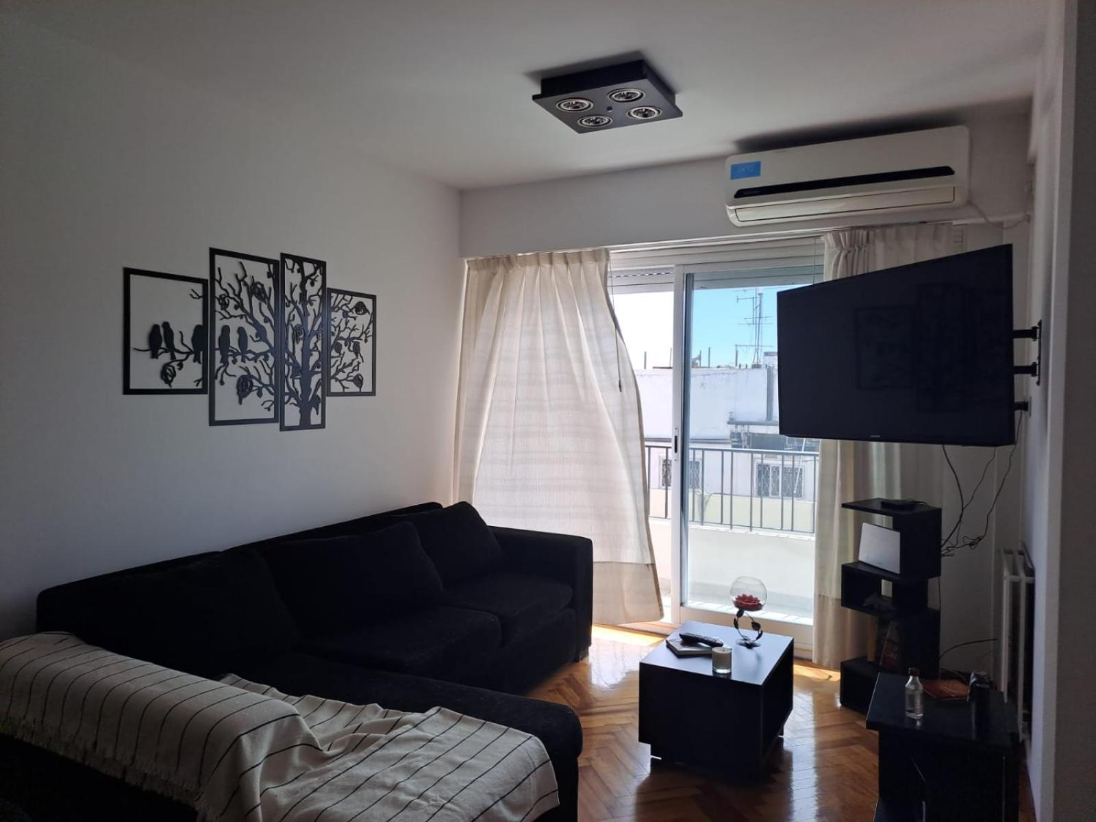 One-Bedroom Apartment photo 3