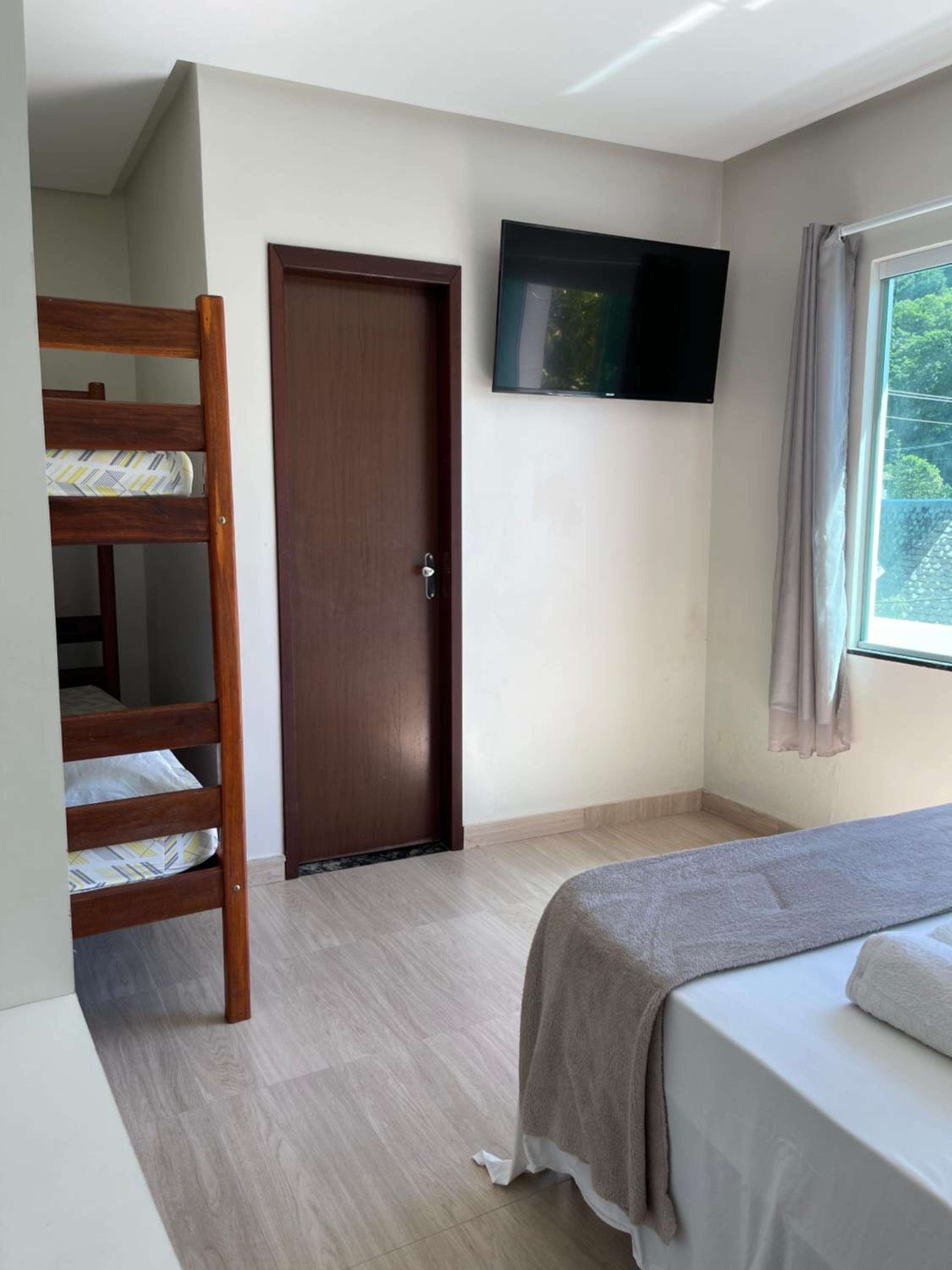 Quadruple Room - Photo 4