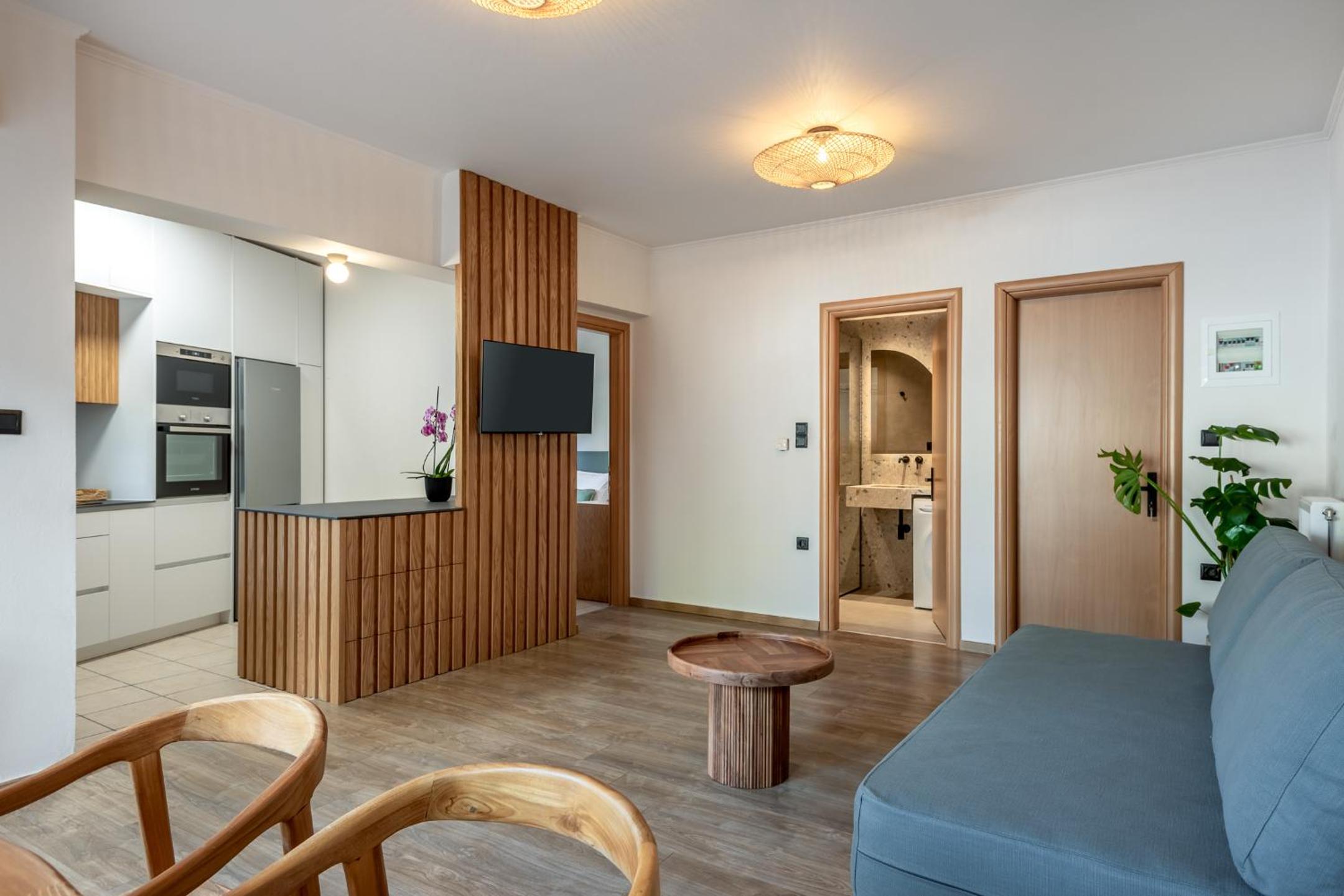 One-Bedroom Apartment