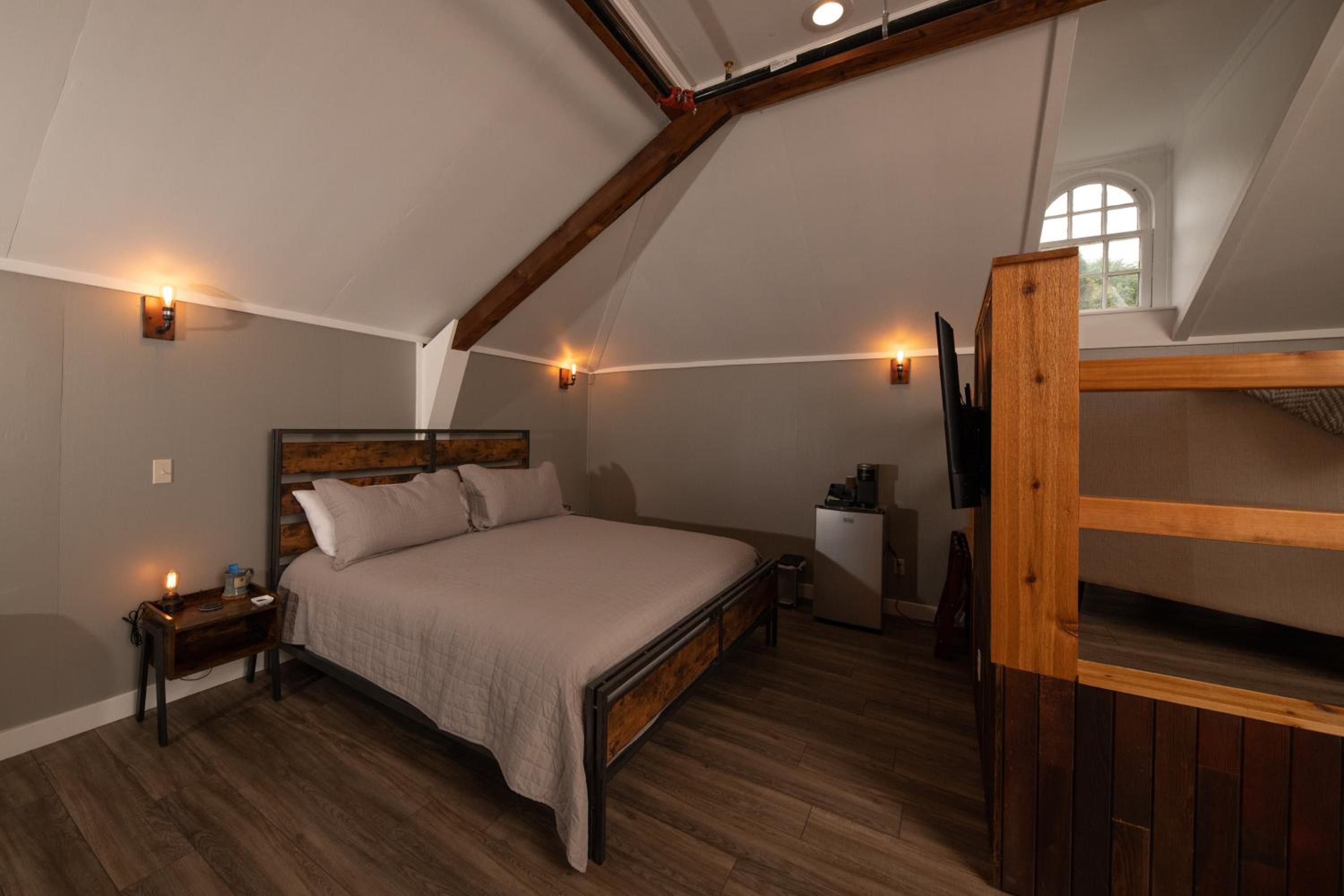 Superior King Room
