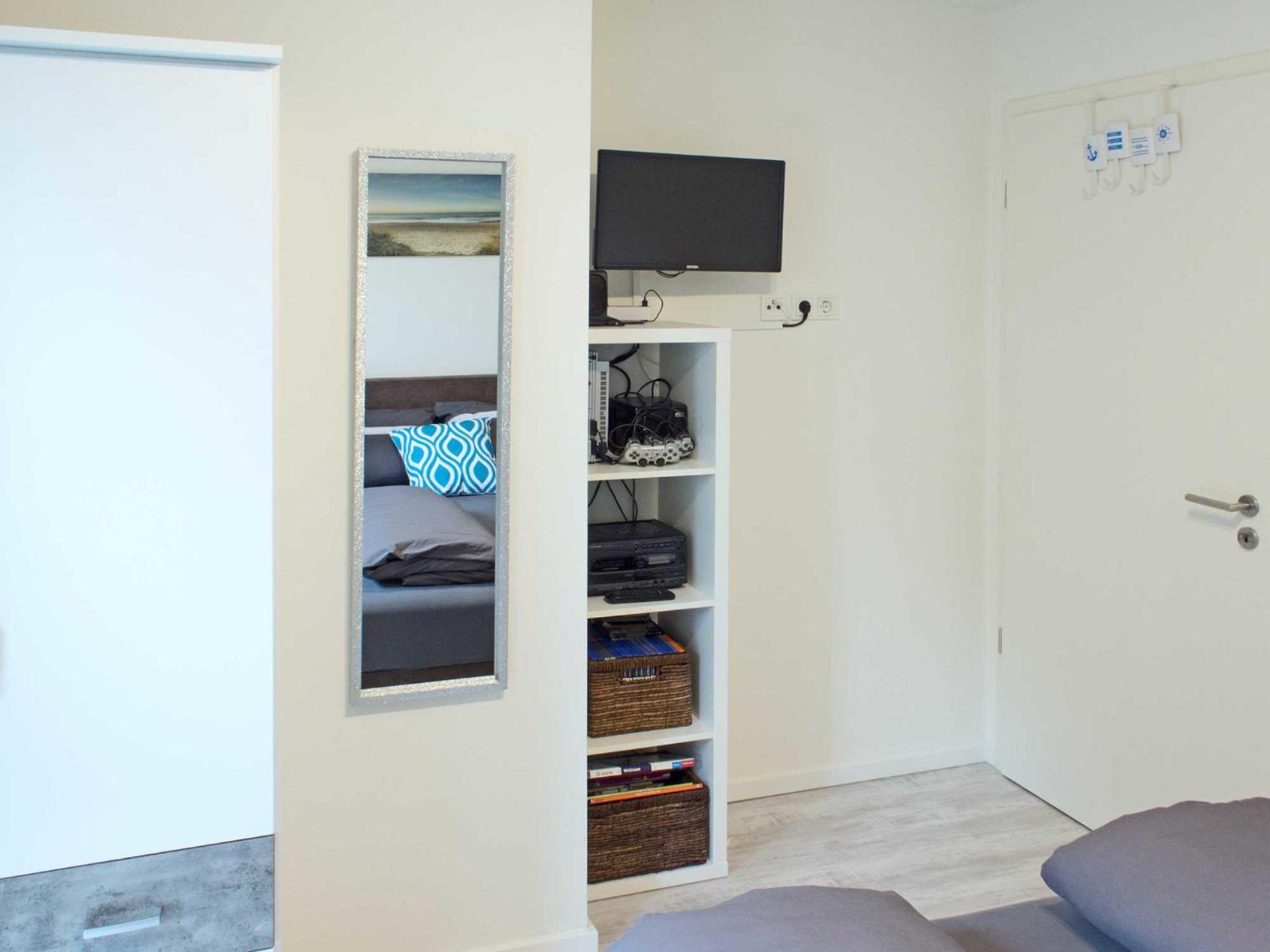 Apartment photo 2