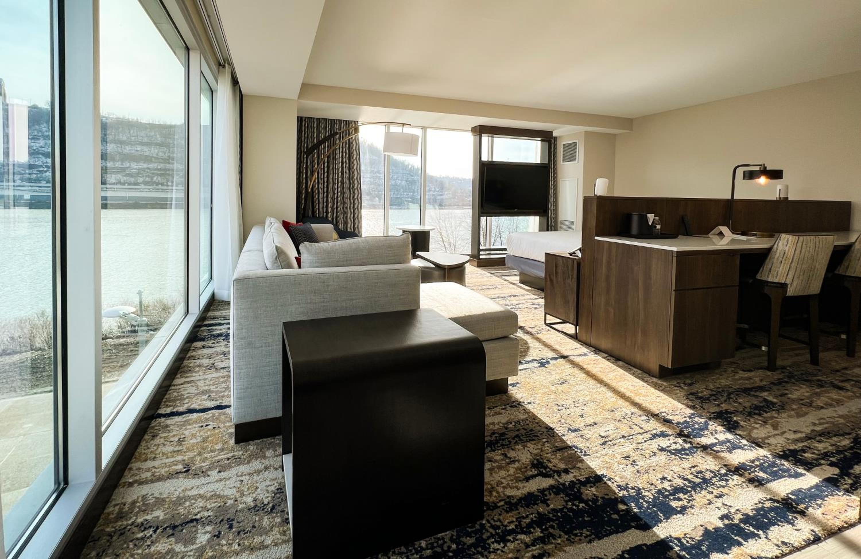 Suite - Photo 4