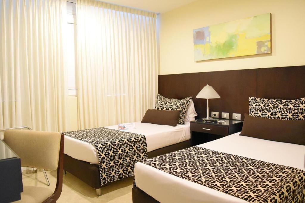 Senior Suite - Photo 1