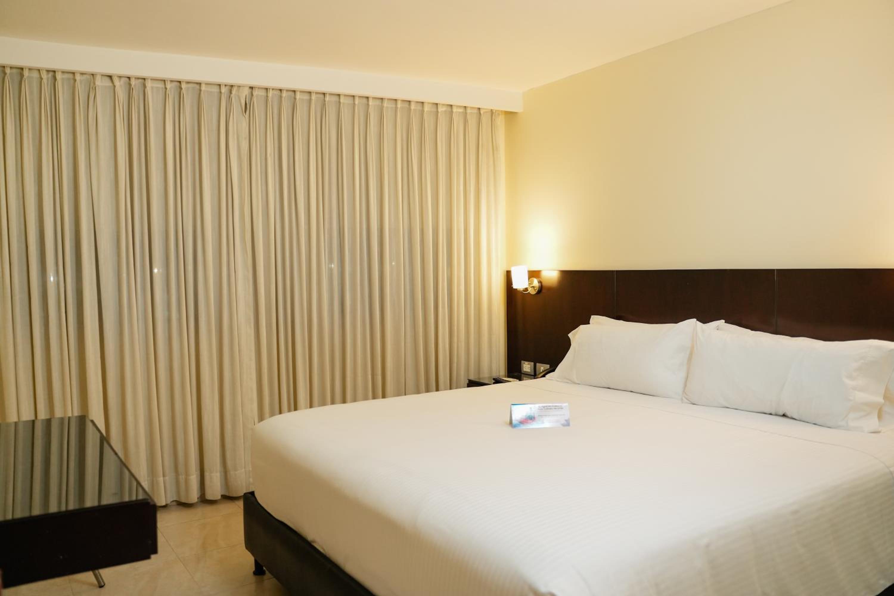 Junior Suite - Photo 1