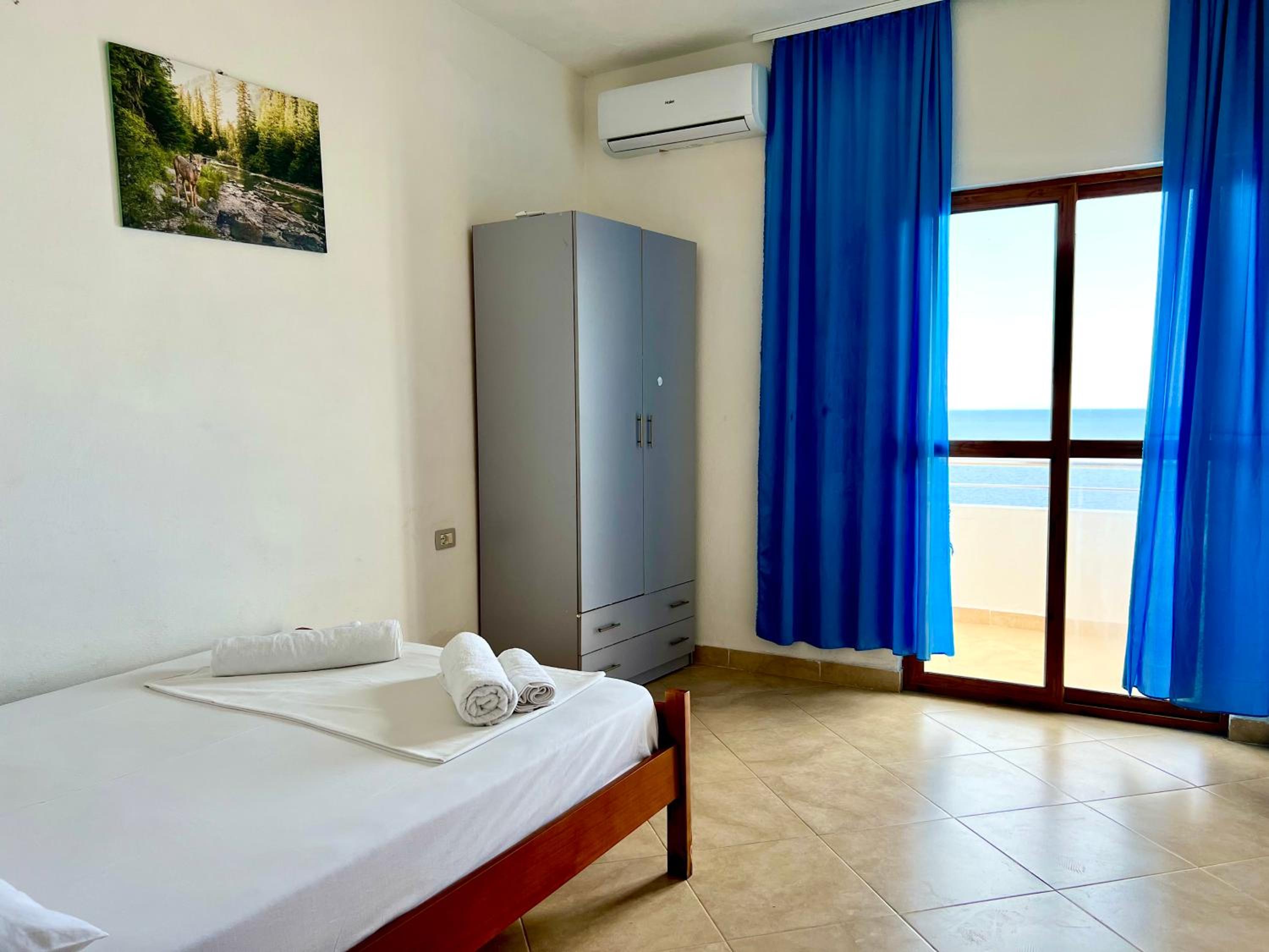 Apartment With View And Balcony photo 1