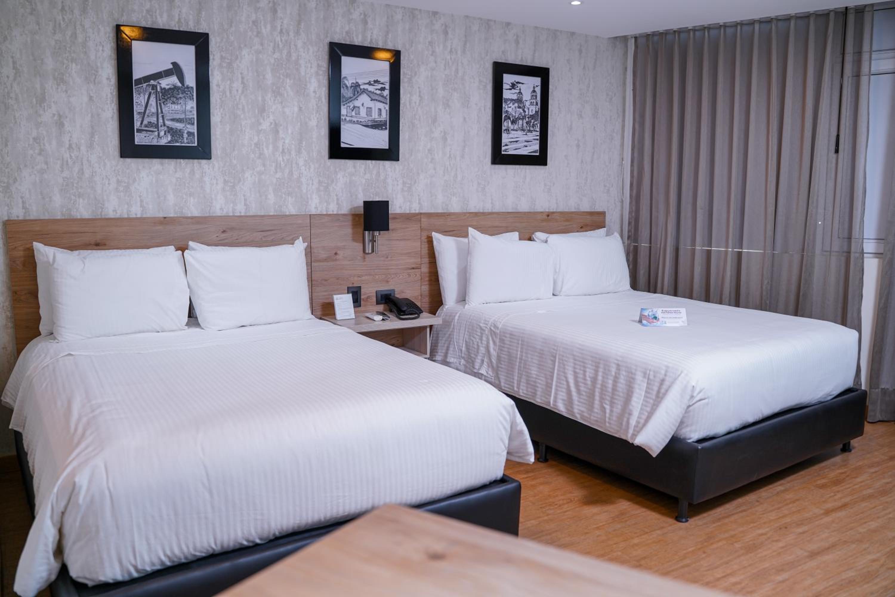 Deluxe Queen Room with Two Queen Beds