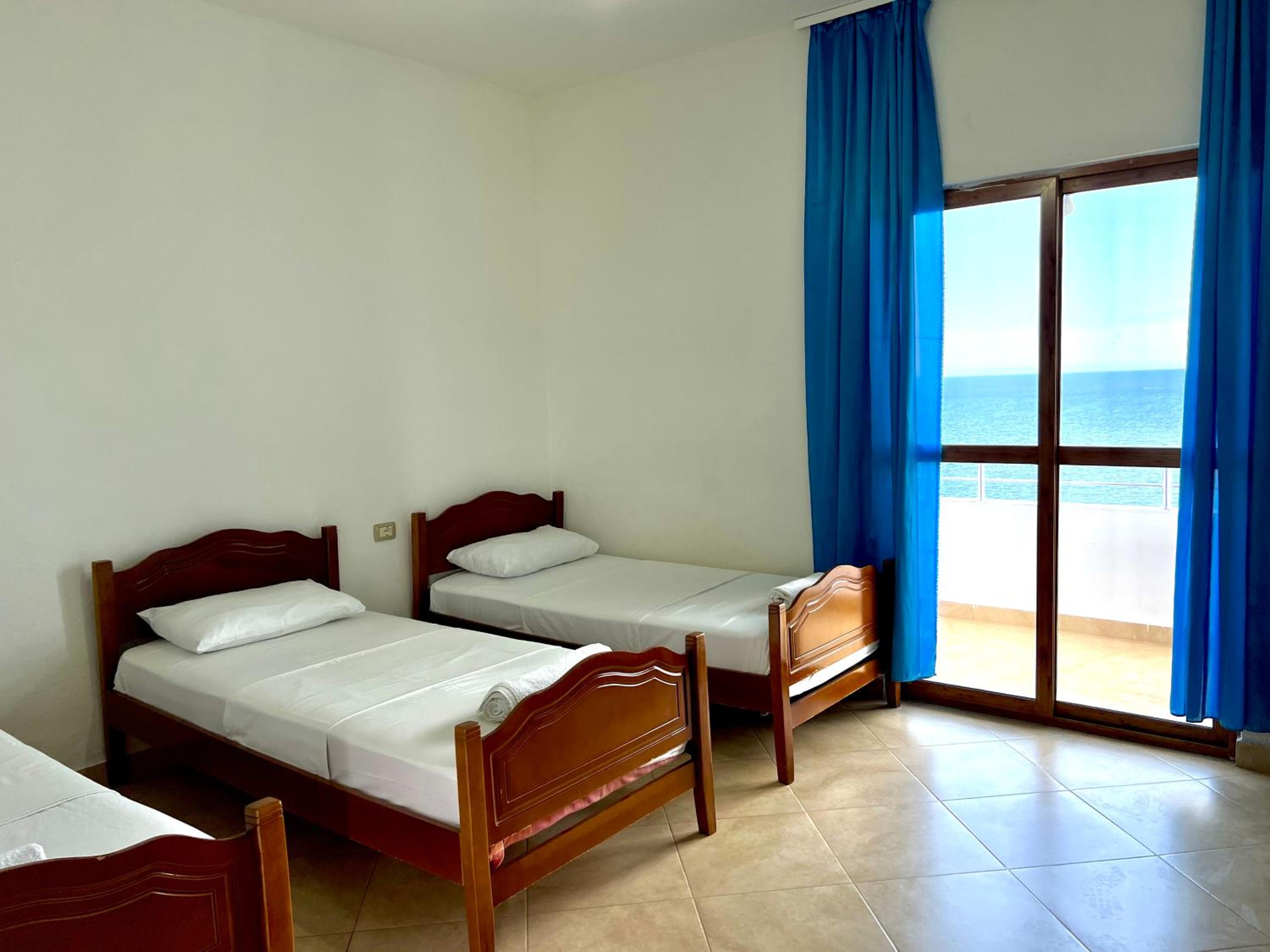Apartment With View And Balcony photo 2