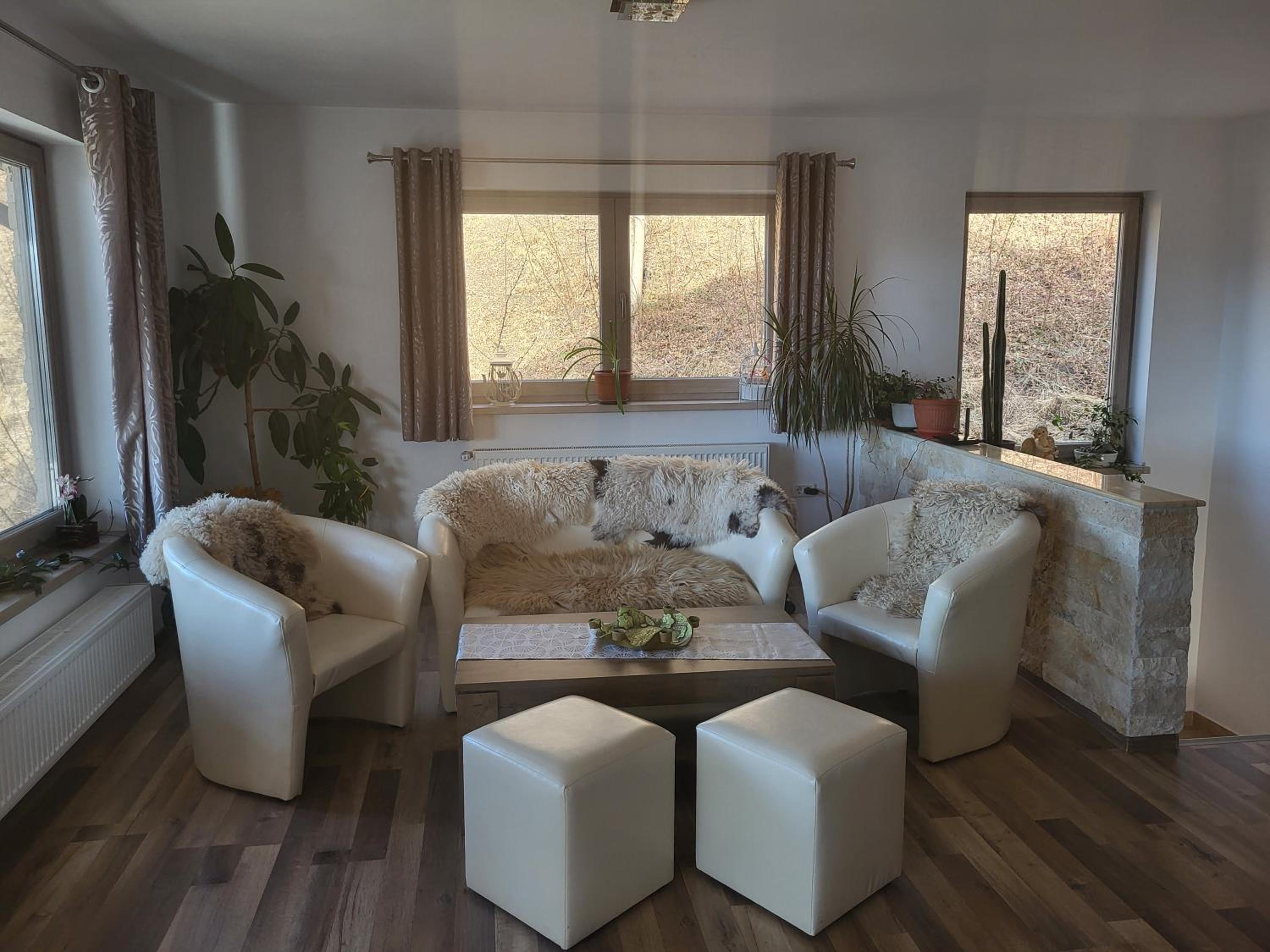 Deluxe Triple Room - Photo 9