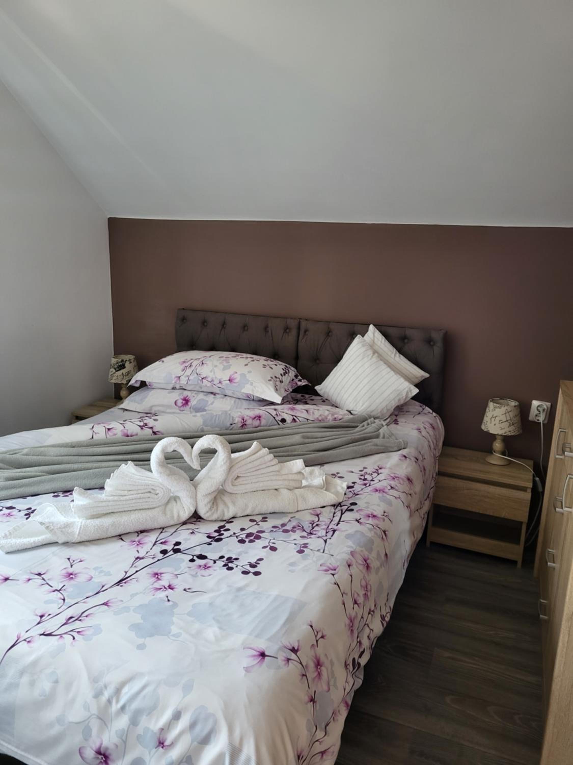 Triple Room - Photo 13