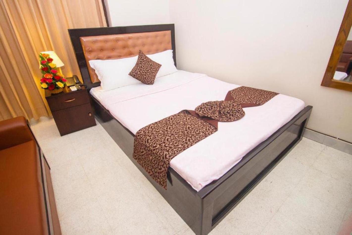 Deluxe Single Room