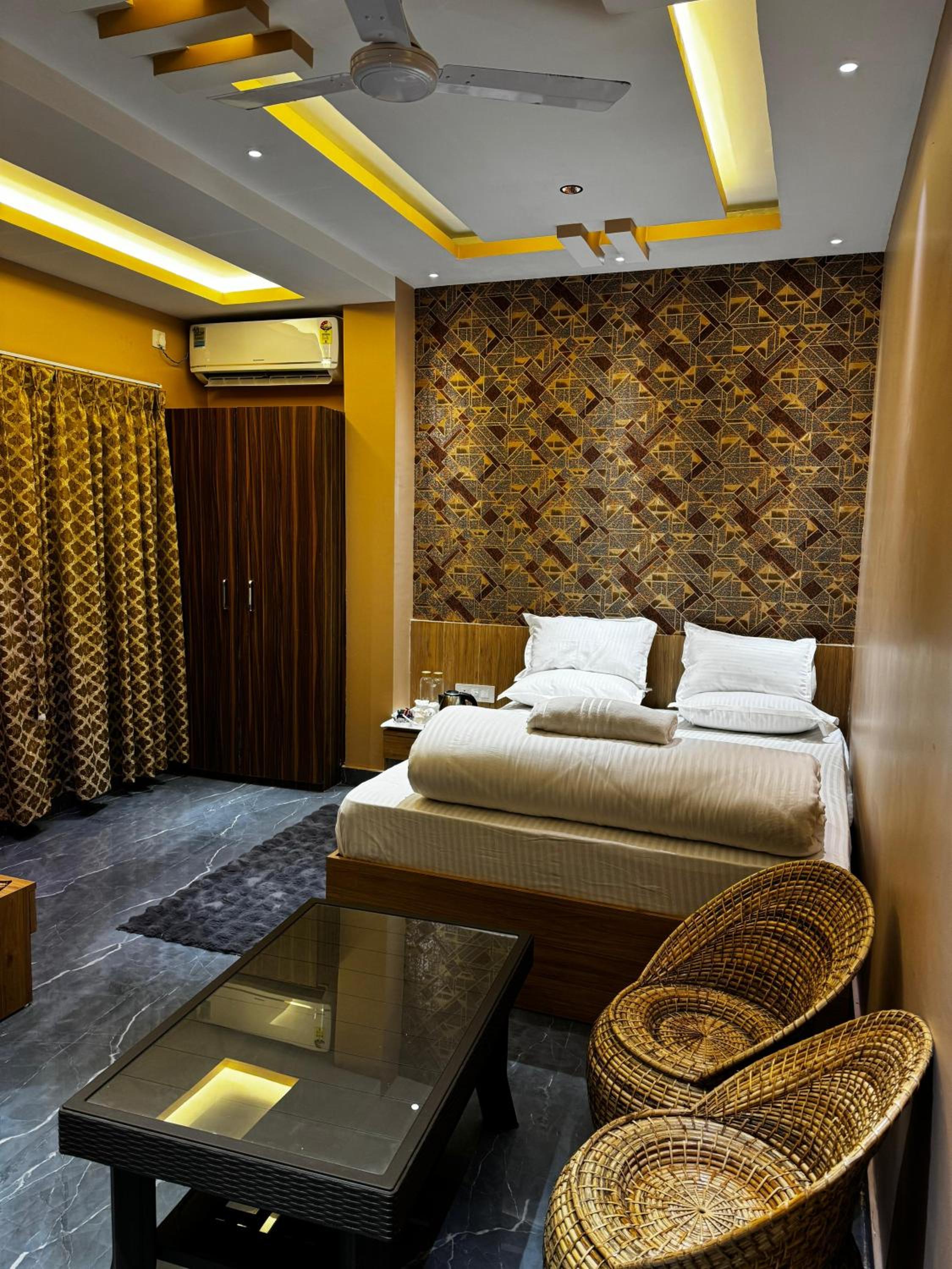 Deluxe Double Room photo 3