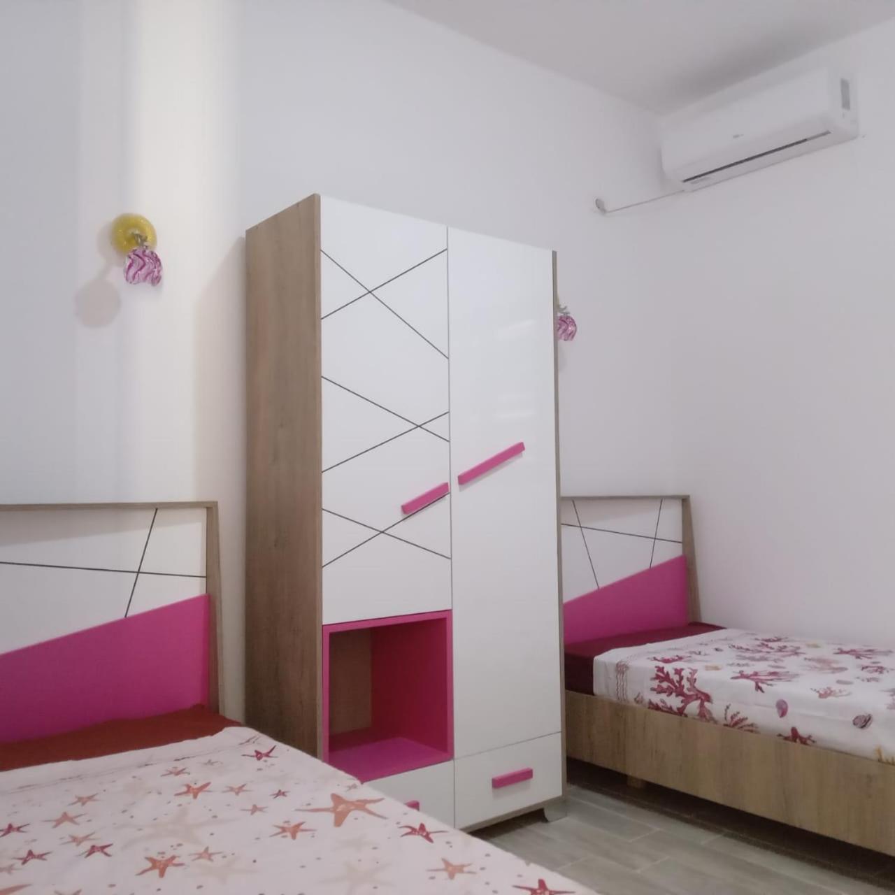 Three-Bedroom Villa photo 2