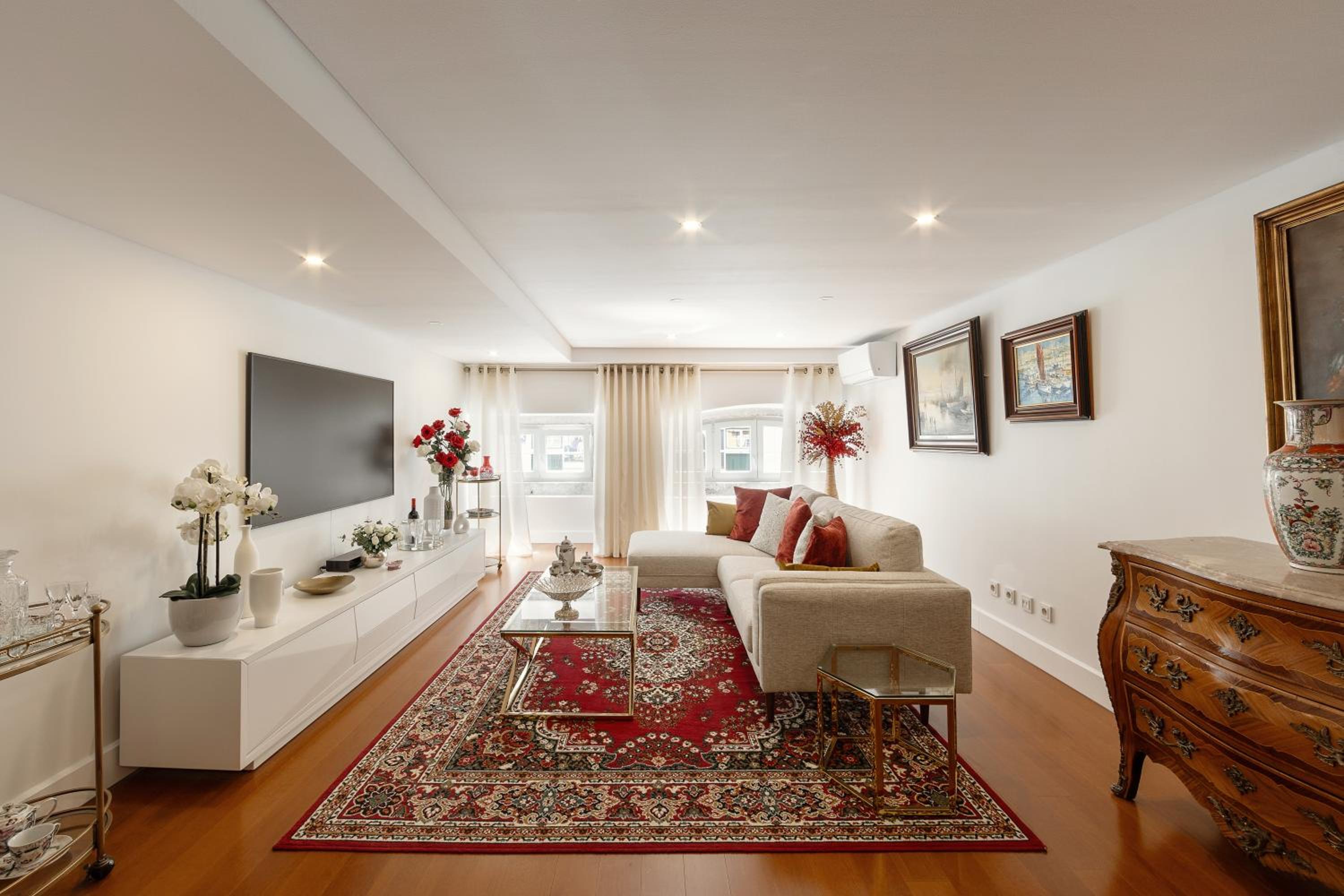 One-Bedroom Suite photo 1