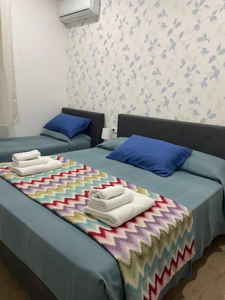 Triple Room With Private Bathroom