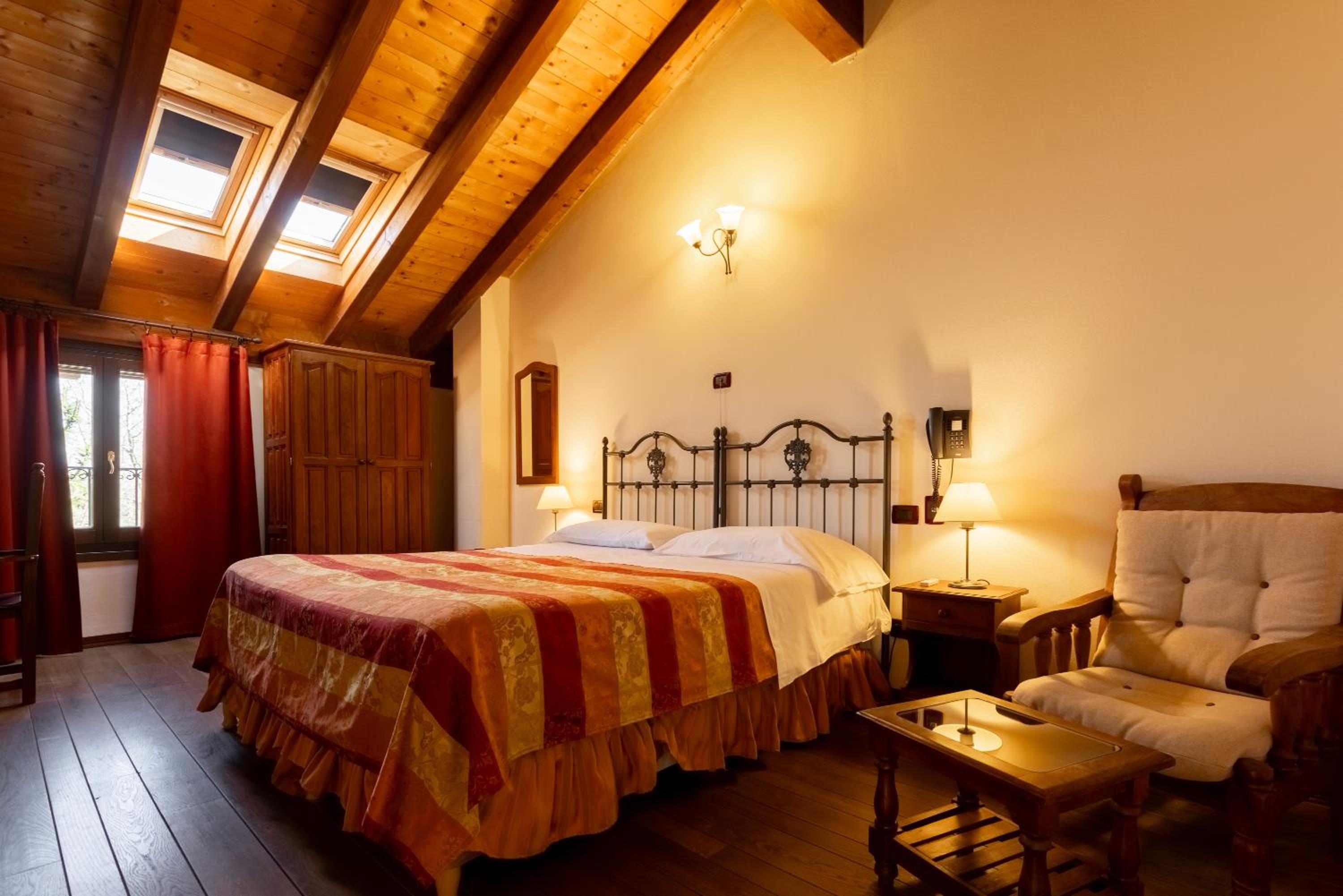 Junior Suite - Photo 1
