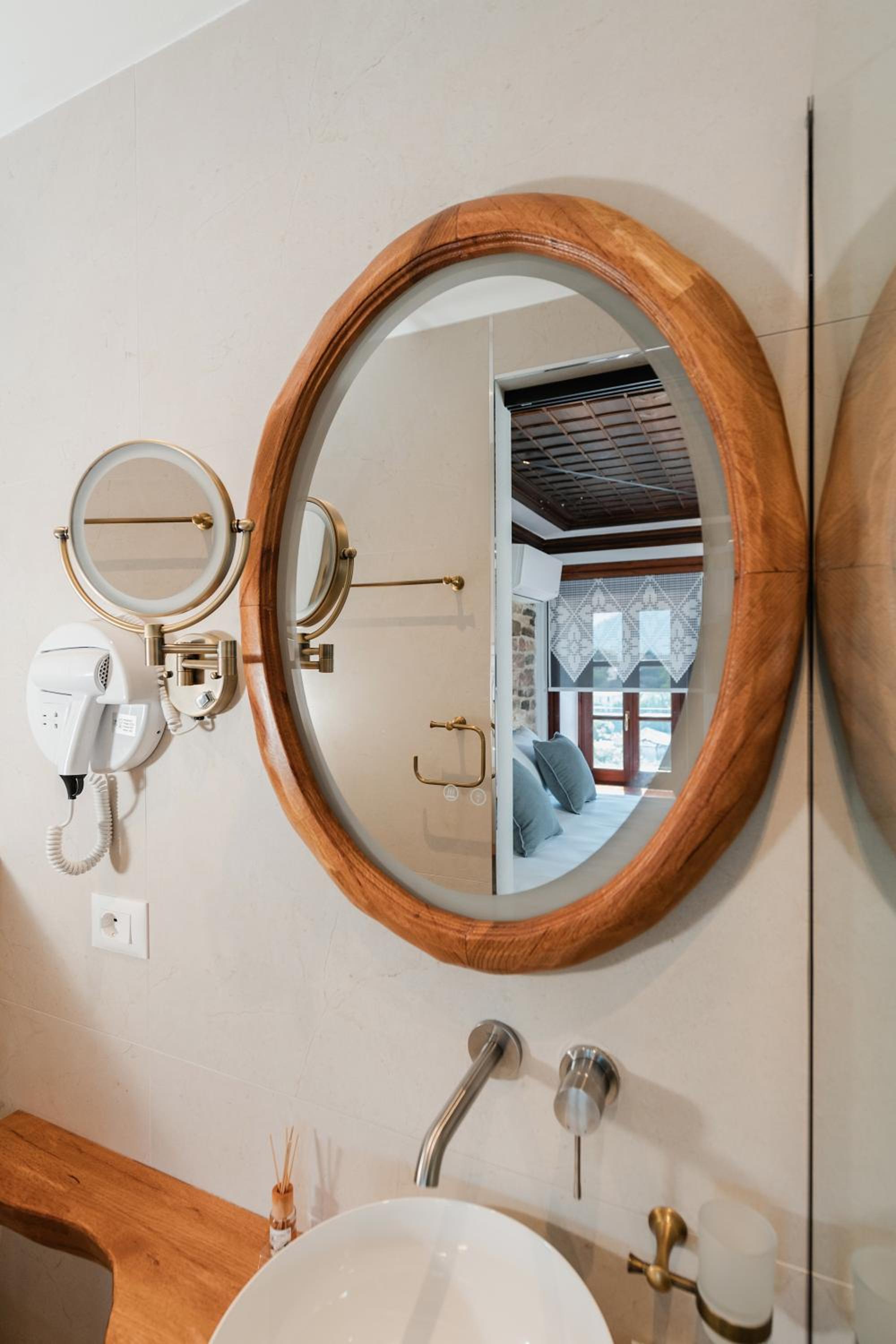 Suite photo 1