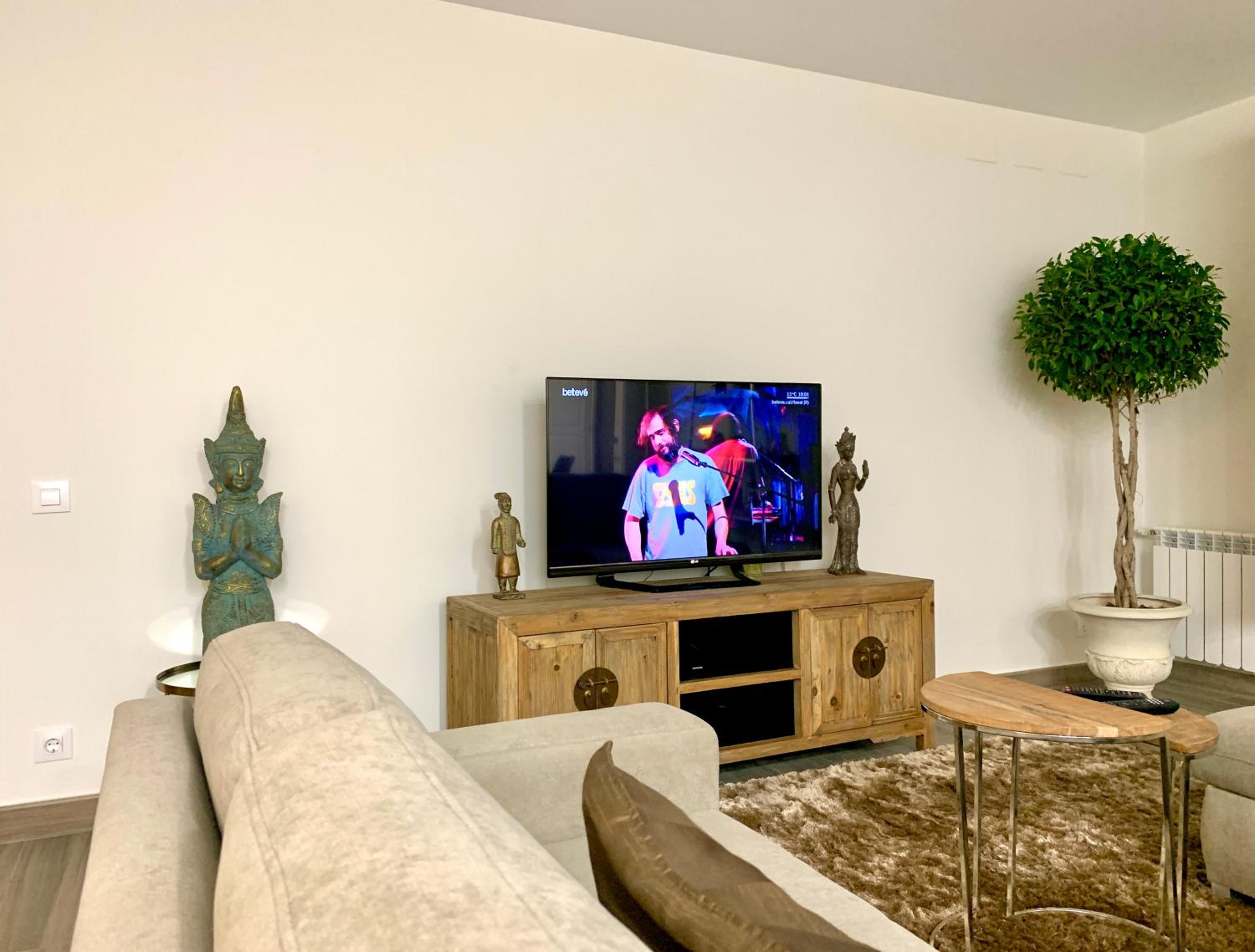 Suite Apartment photo 3