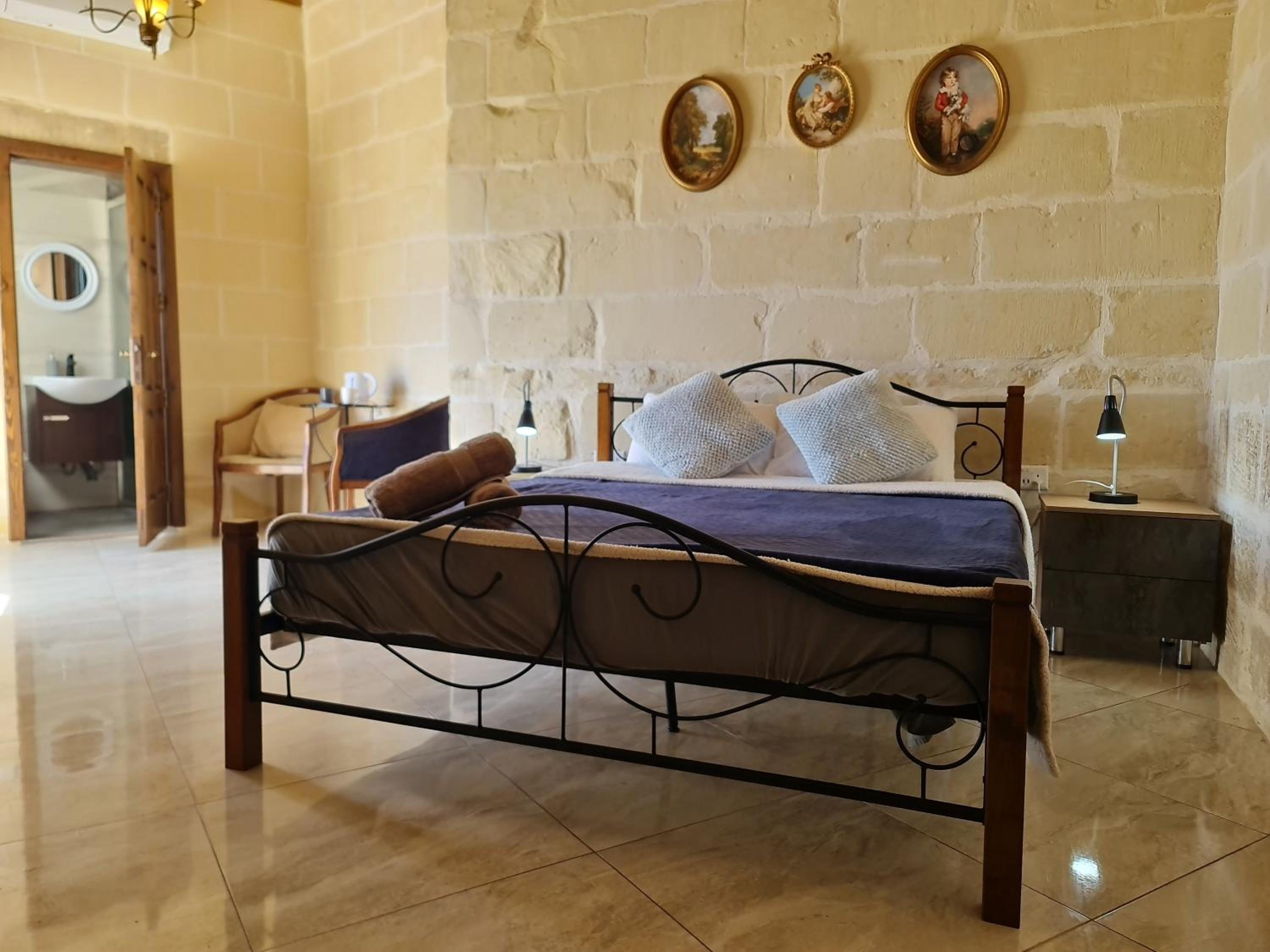 Double Room With Balcony