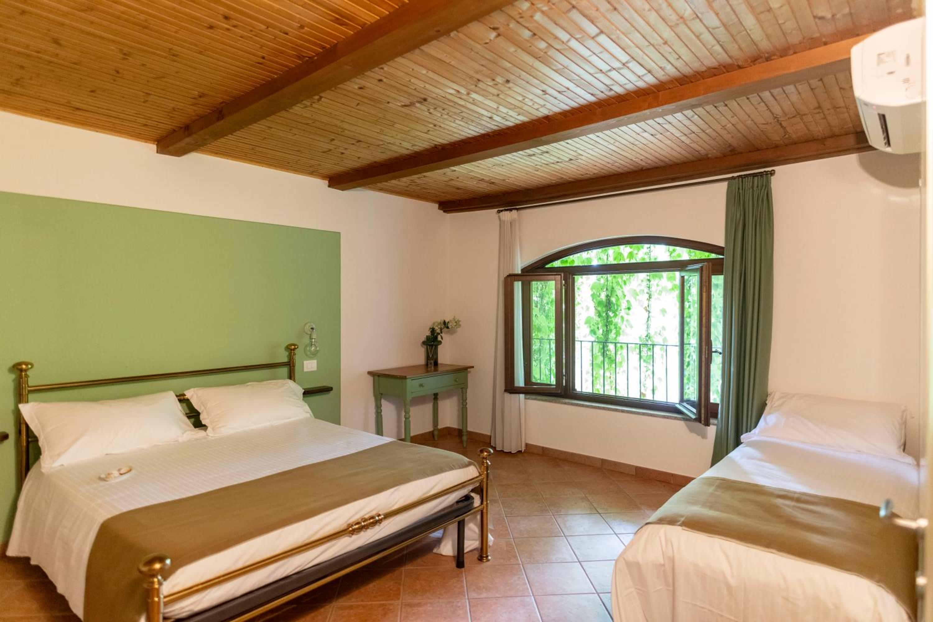 Large Double Room