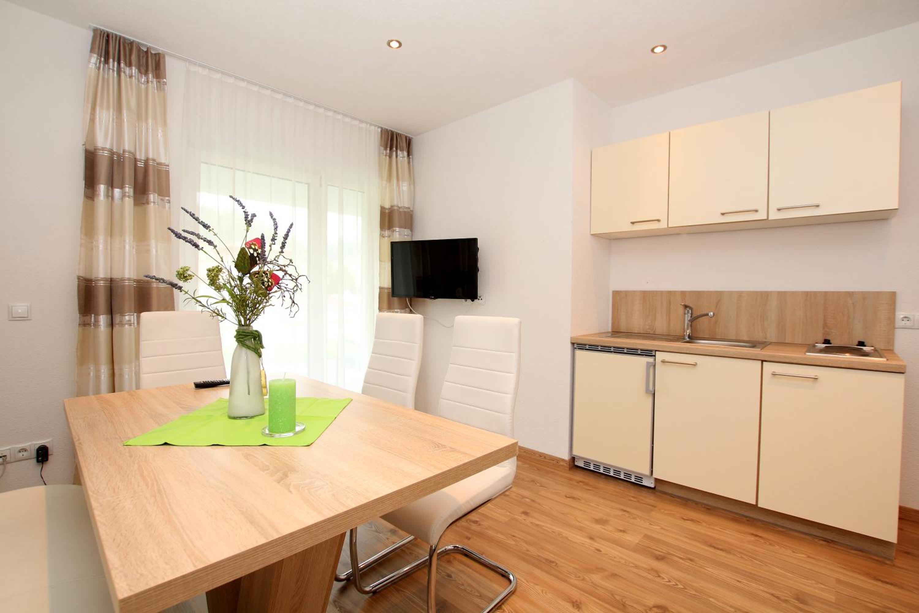 Apartment with Terrace photo 3