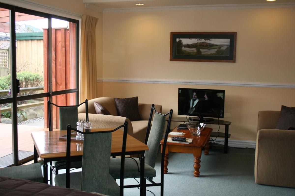 One-Bedroom Unit with Spa Bath photo 2