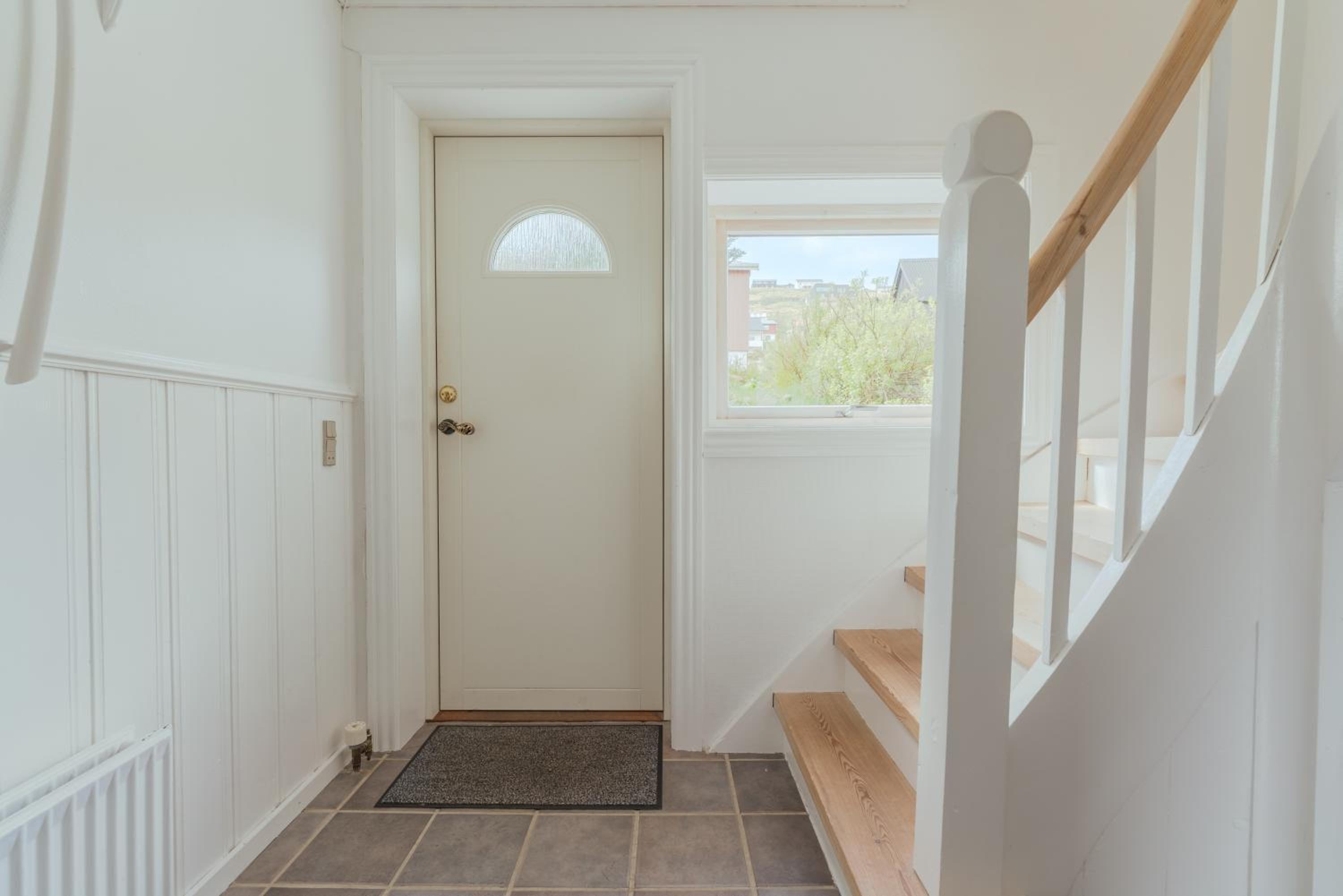 Two-Bedroom House photo 2