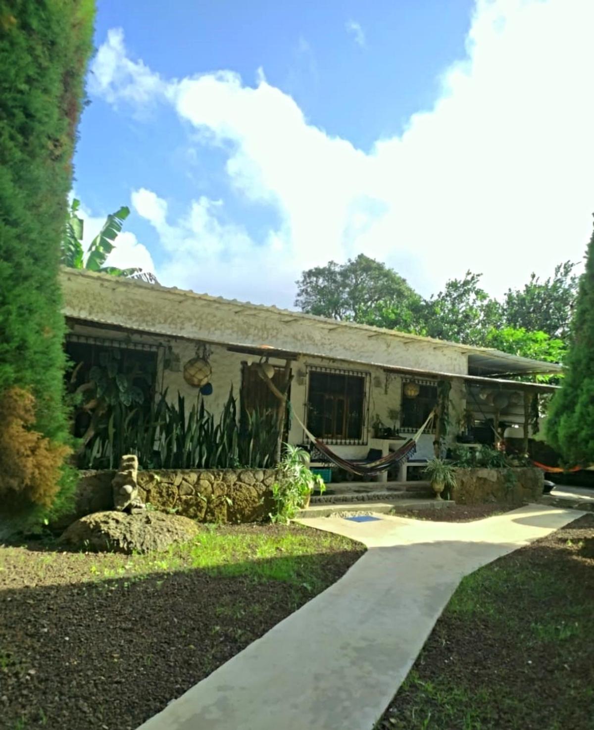 One-Bedroom House photo 1