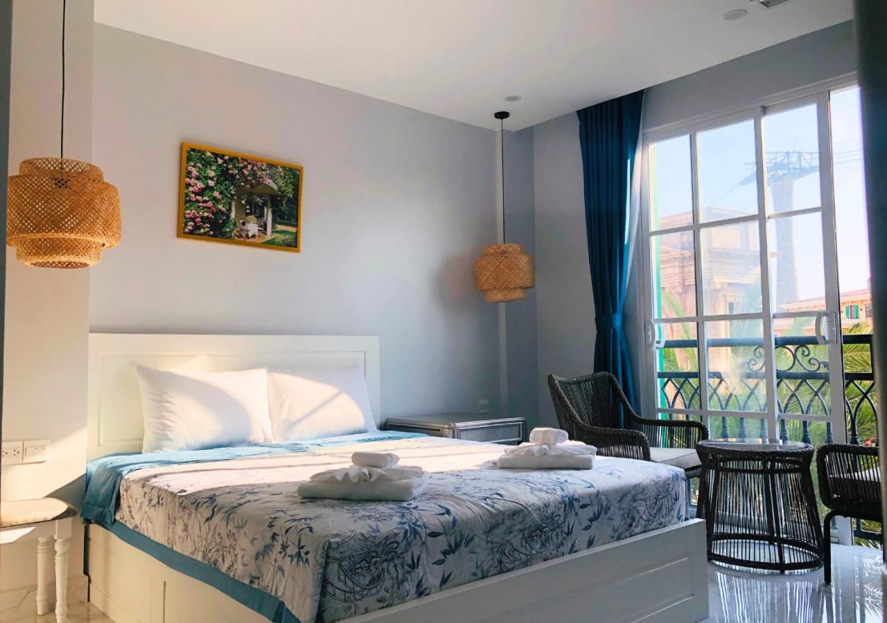 Superior Double or Twin Room with City View photo 1