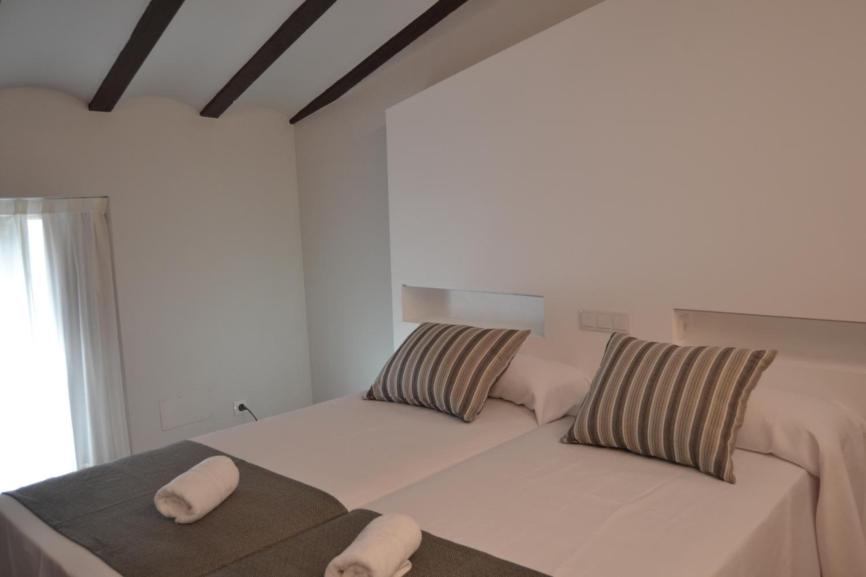 Superior Double Room - Photo 3