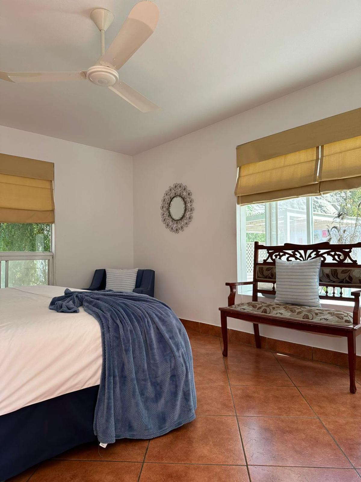 King Room with Garden View photo 3