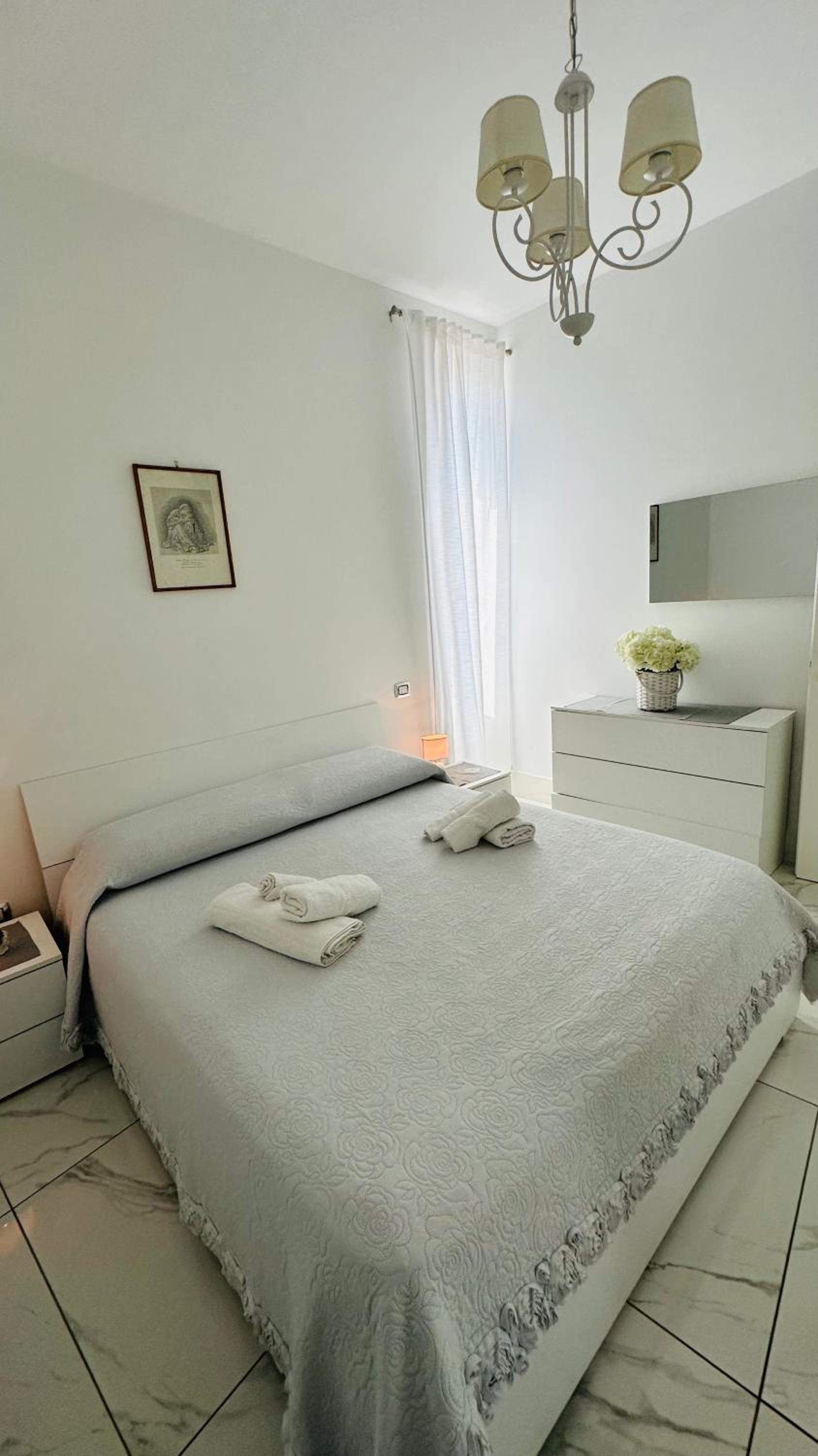 Three-Bedroom House - Photo 6