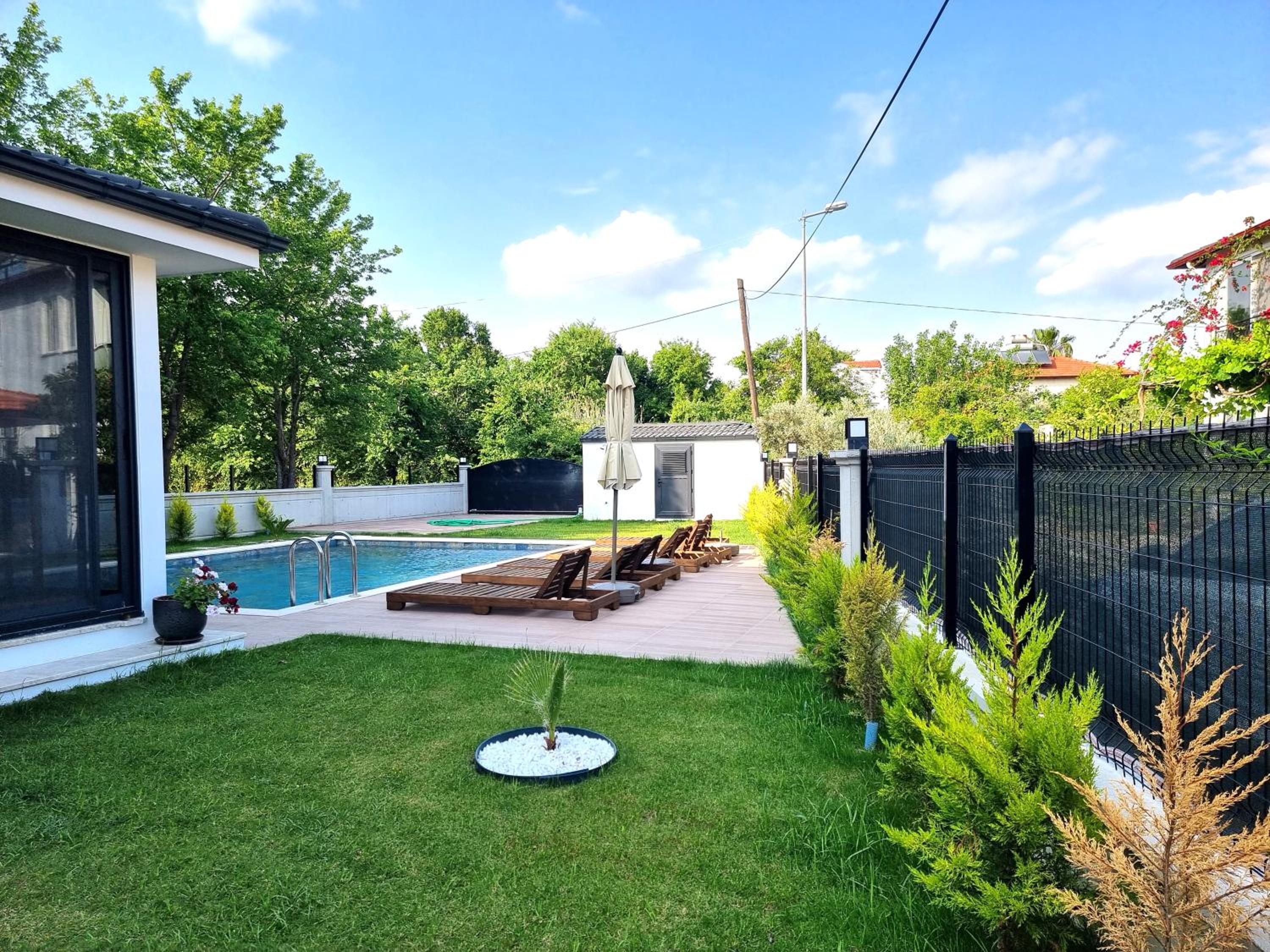 Deluxe Villa photo 2